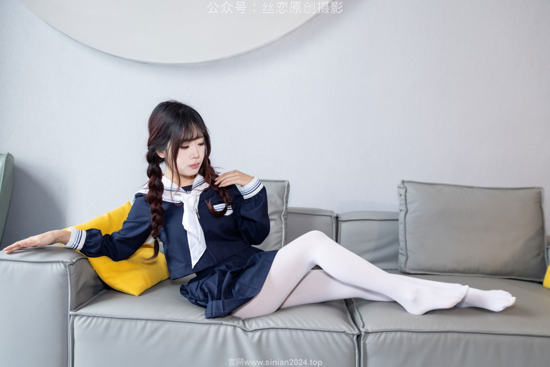 丝恋摄影 No.001 小梦 - 乐福鞋 厚白丝/(243P)