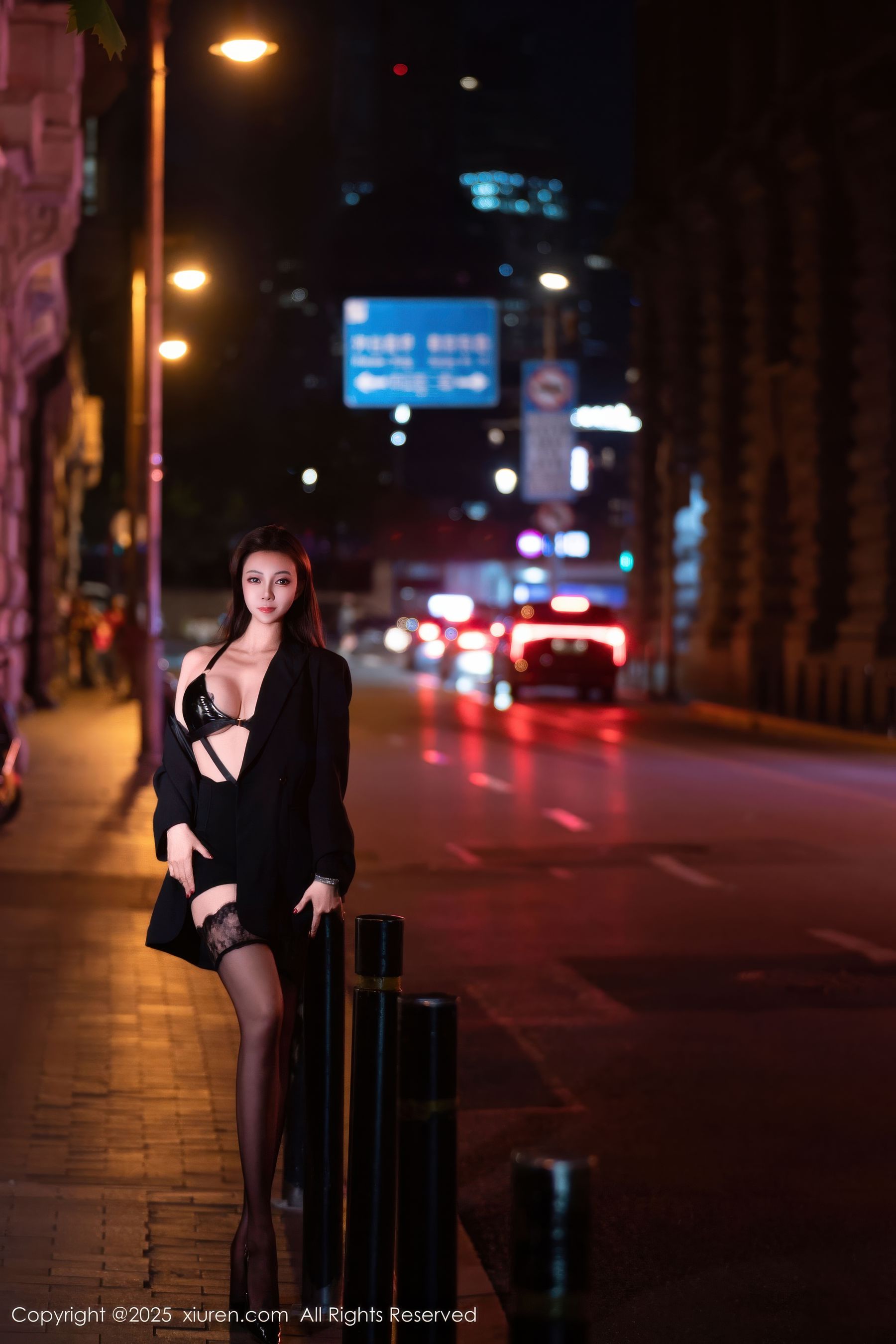 [秀人XiuRen] 2025.10.23 No.10899 果儿Victoria/(72P)