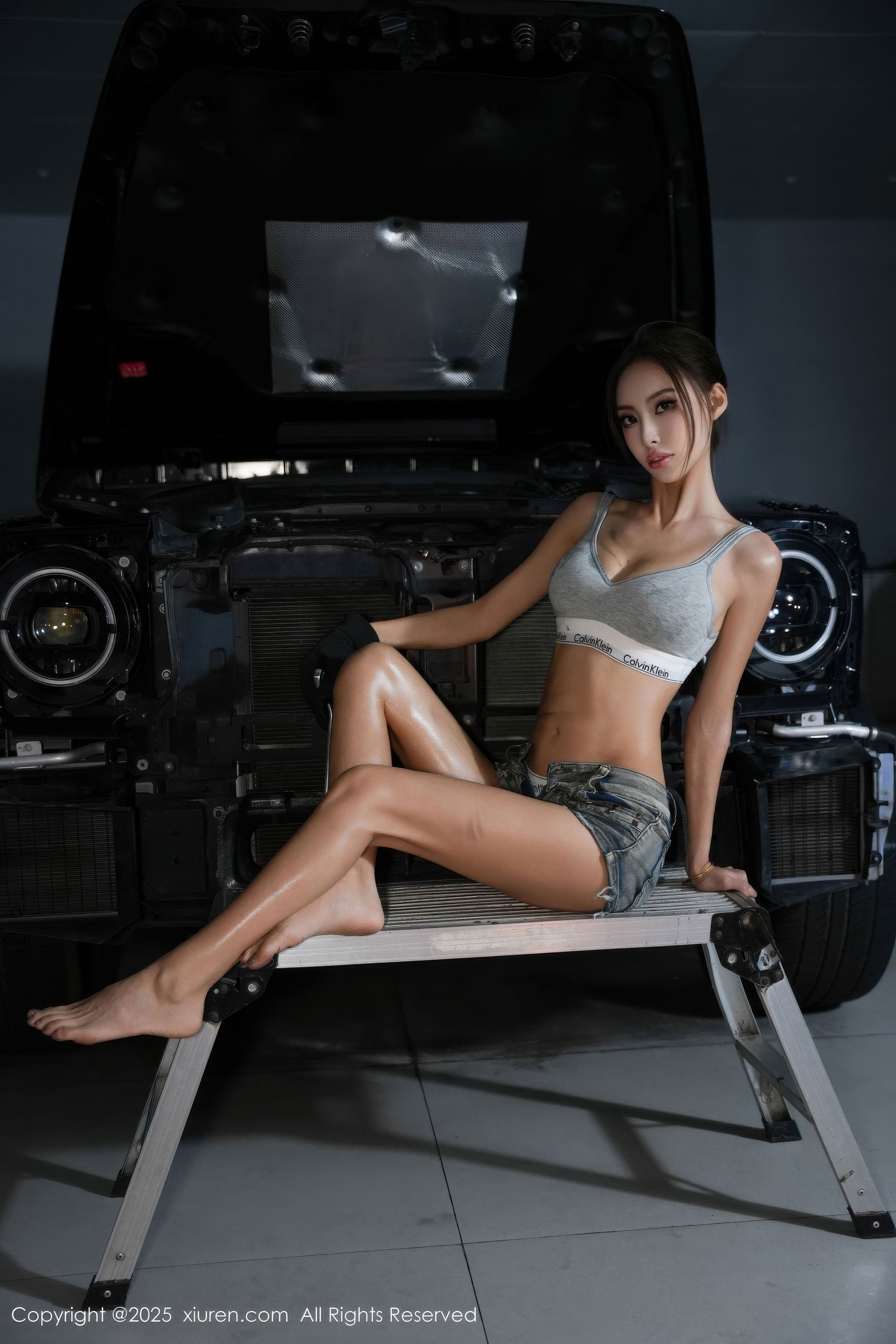 [秀人XiuRen] 2025.10.21 No.10894 lingyu69/(76P)