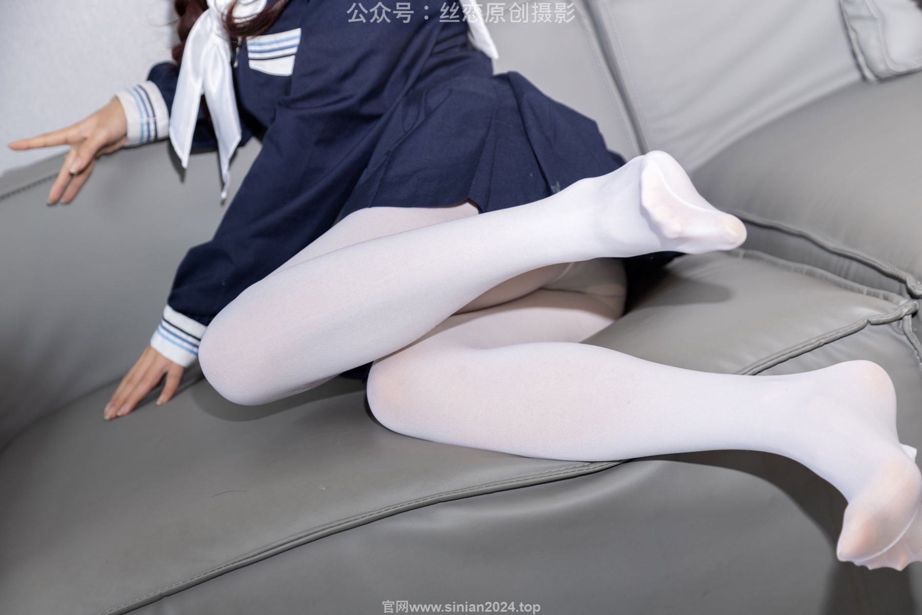 丝恋摄影 No.001 小梦 - 乐福鞋 厚白丝/(243P)