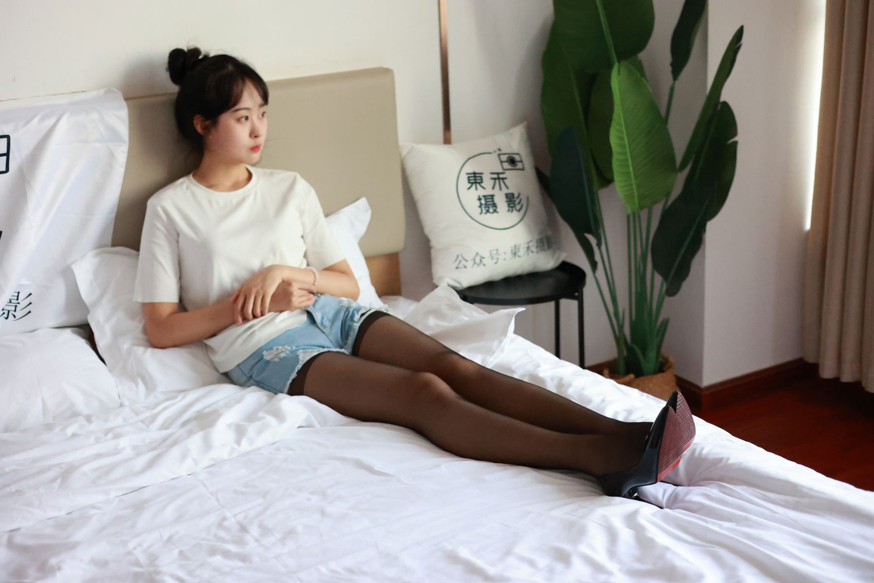 三禾摄影 No.012 牛仔热裤 高跟 长丝/(208P)