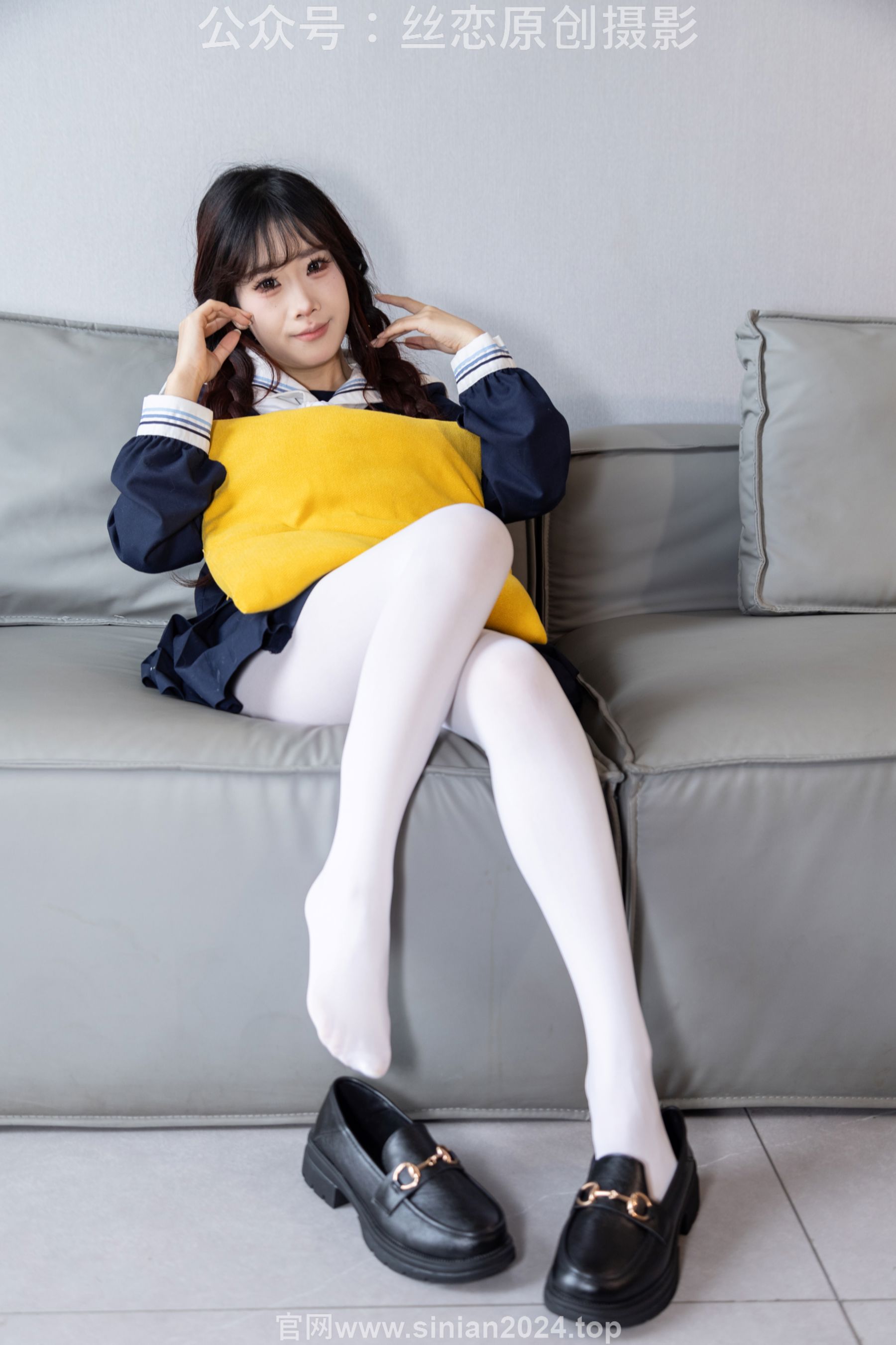 丝恋摄影 No.001 小梦 - 乐福鞋 厚白丝/(243P)