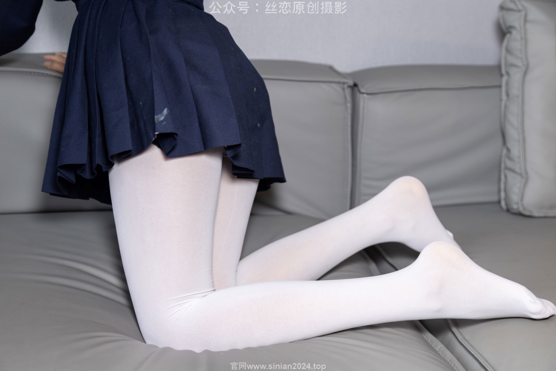 丝恋摄影 No.001 小梦 - 乐福鞋 厚白丝/(243P)