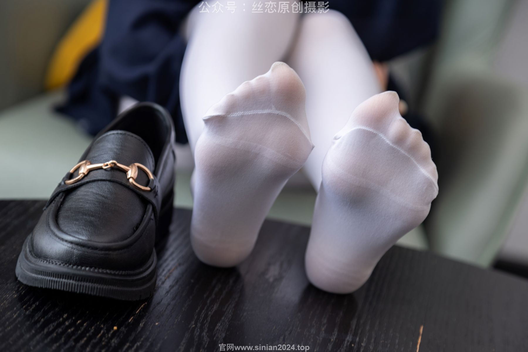 丝恋摄影 No.001 小梦 - 乐福鞋 厚白丝/(243P)