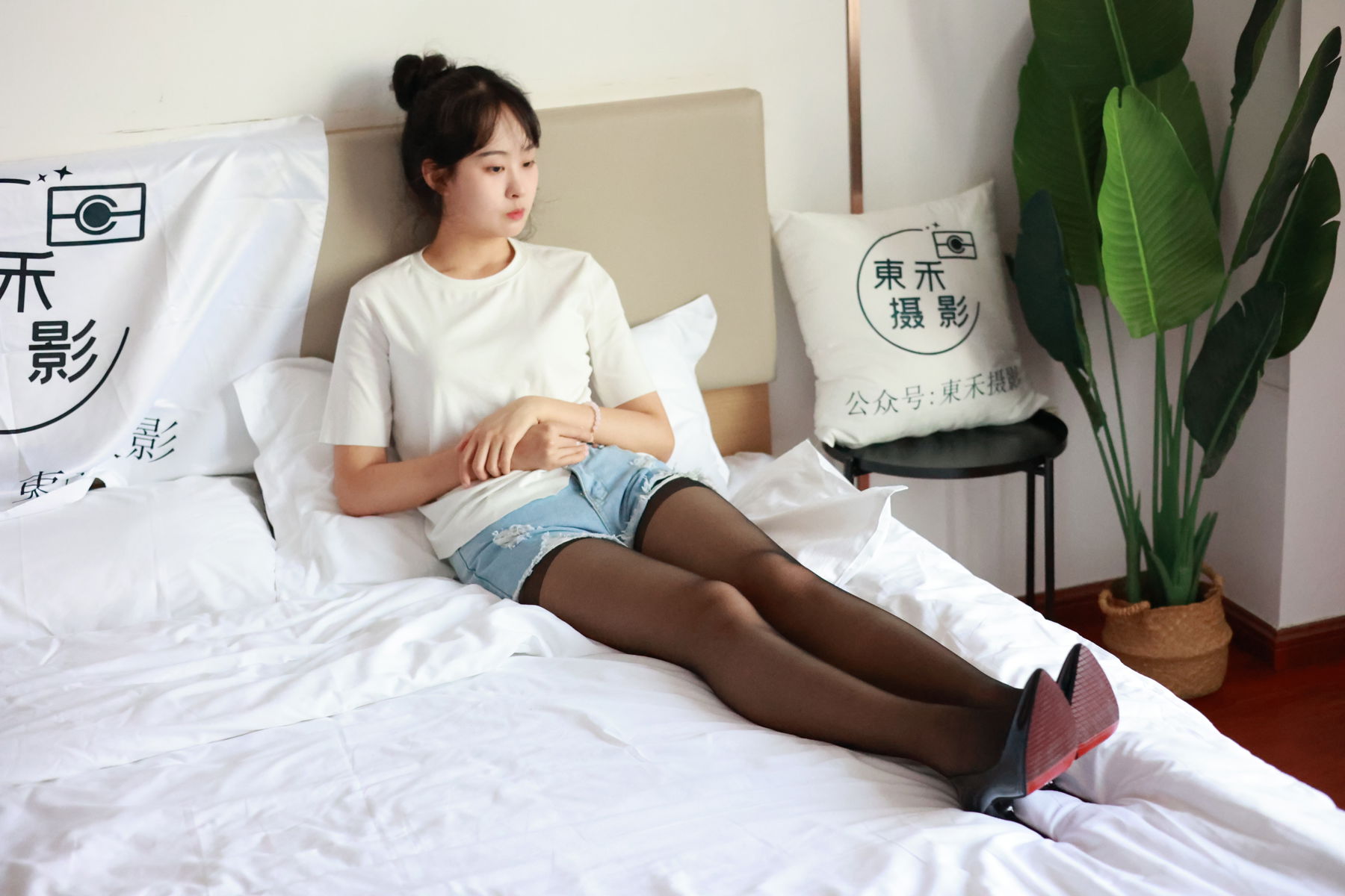 三禾摄影 No.012 牛仔热裤 高跟 长丝/(208P)