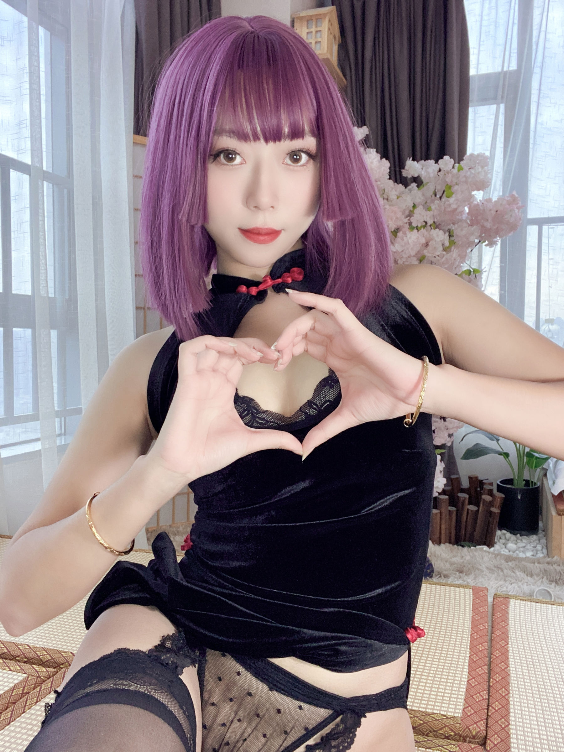 动漫博主 Money冷冷 - 高叉旗袍蕾丝裙/(107P)