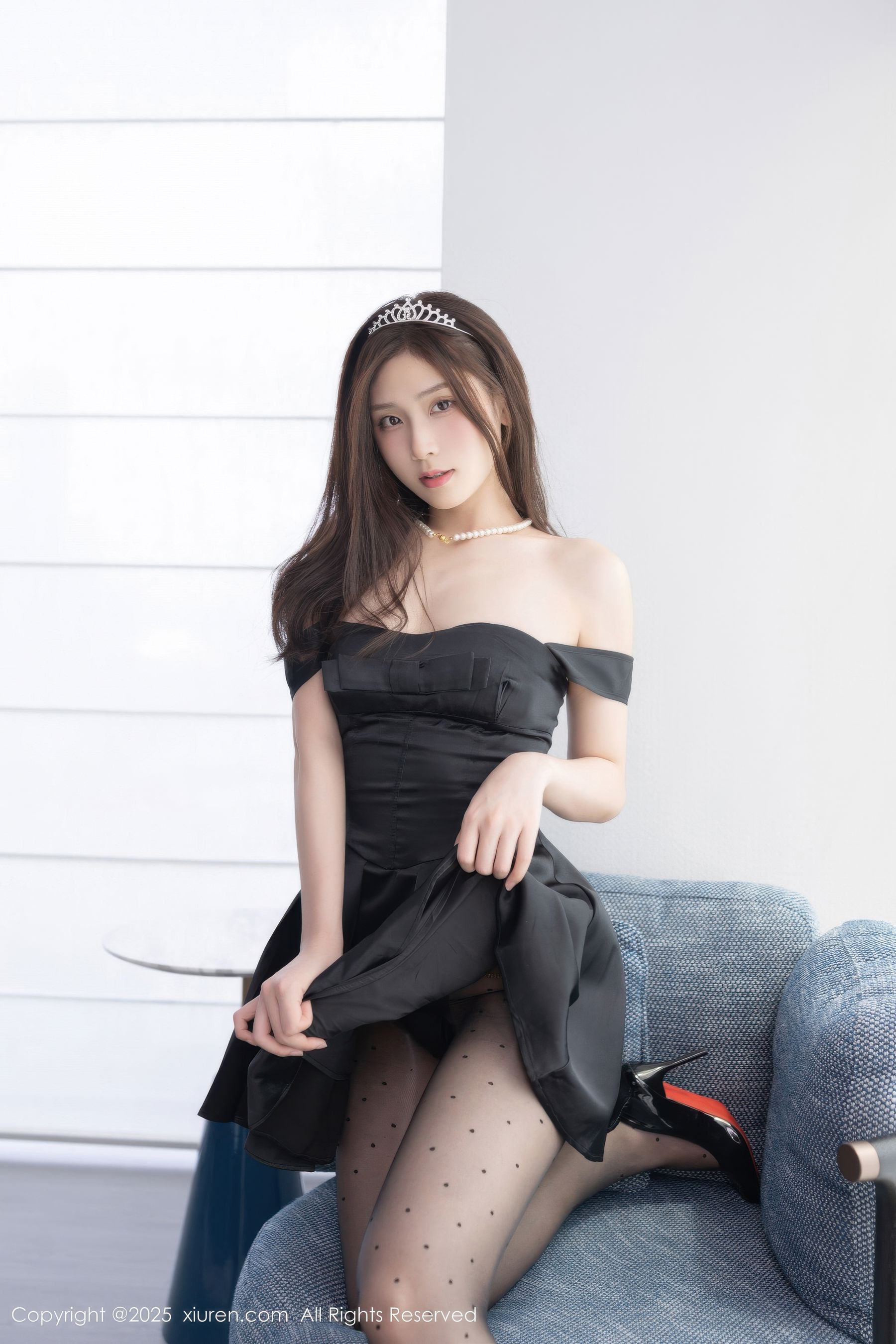 [秀人XiuRen] 2025.10.16 No.10878 刘婷婷/(71P)