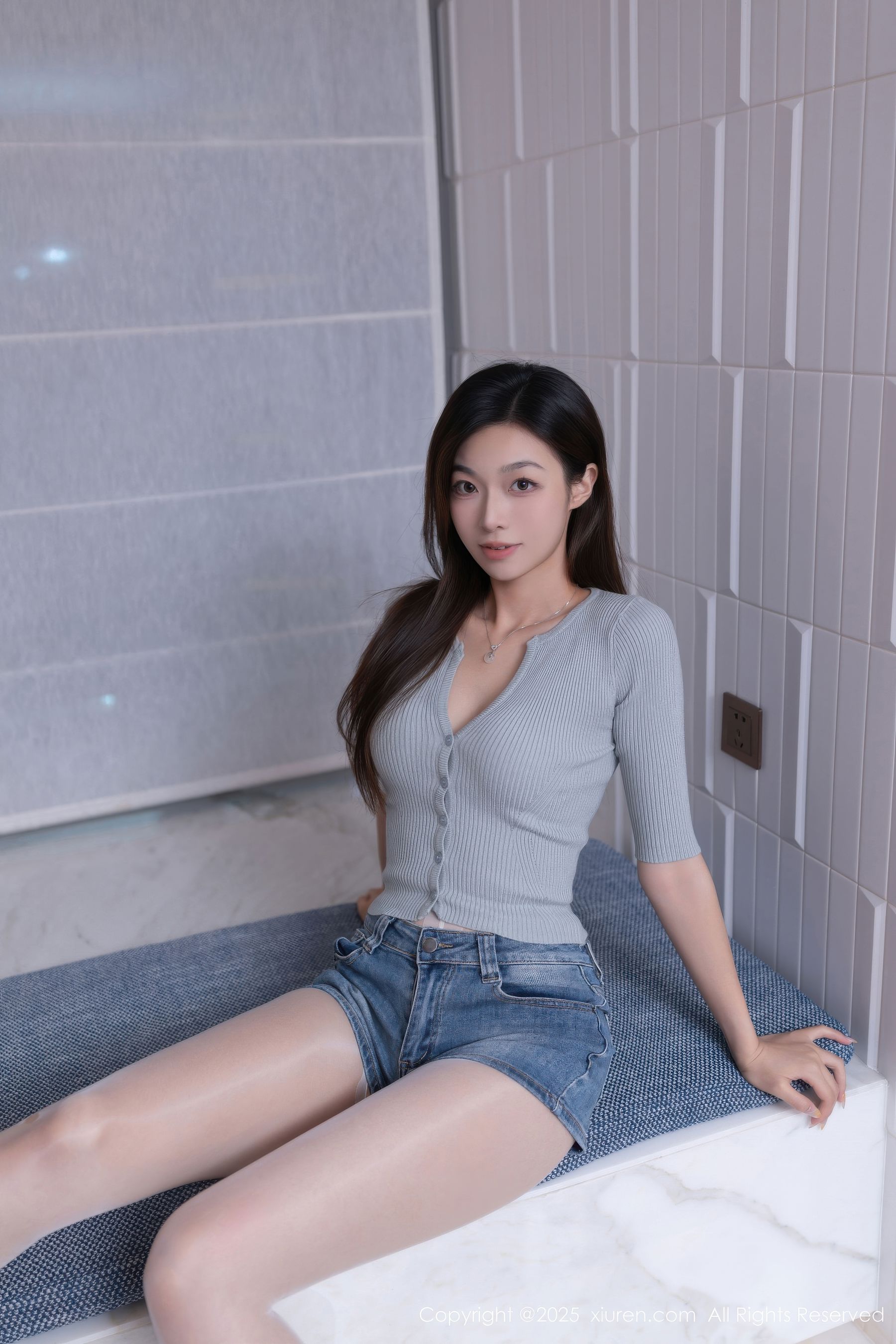 [秀人XiuRen] 2025.10.17 No.10881 kiki柚柚/(80P)