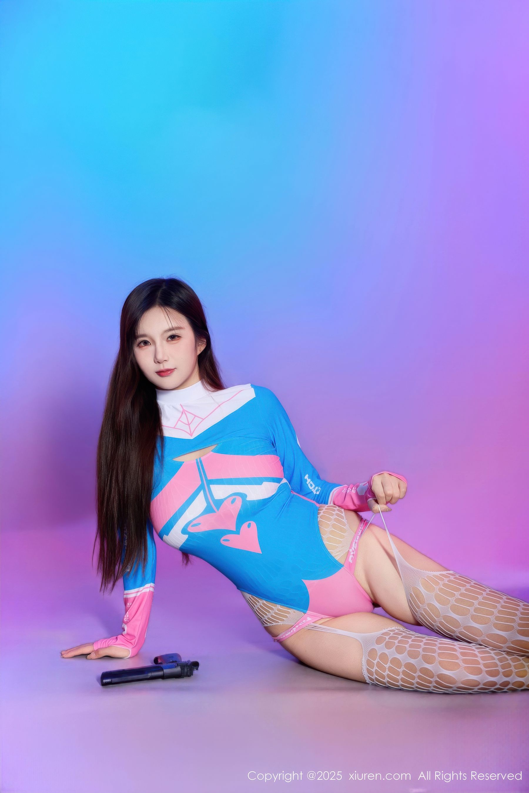 [秀人XiuRen] 2025.10.17 No.10886 小肉肉咪/(62P)