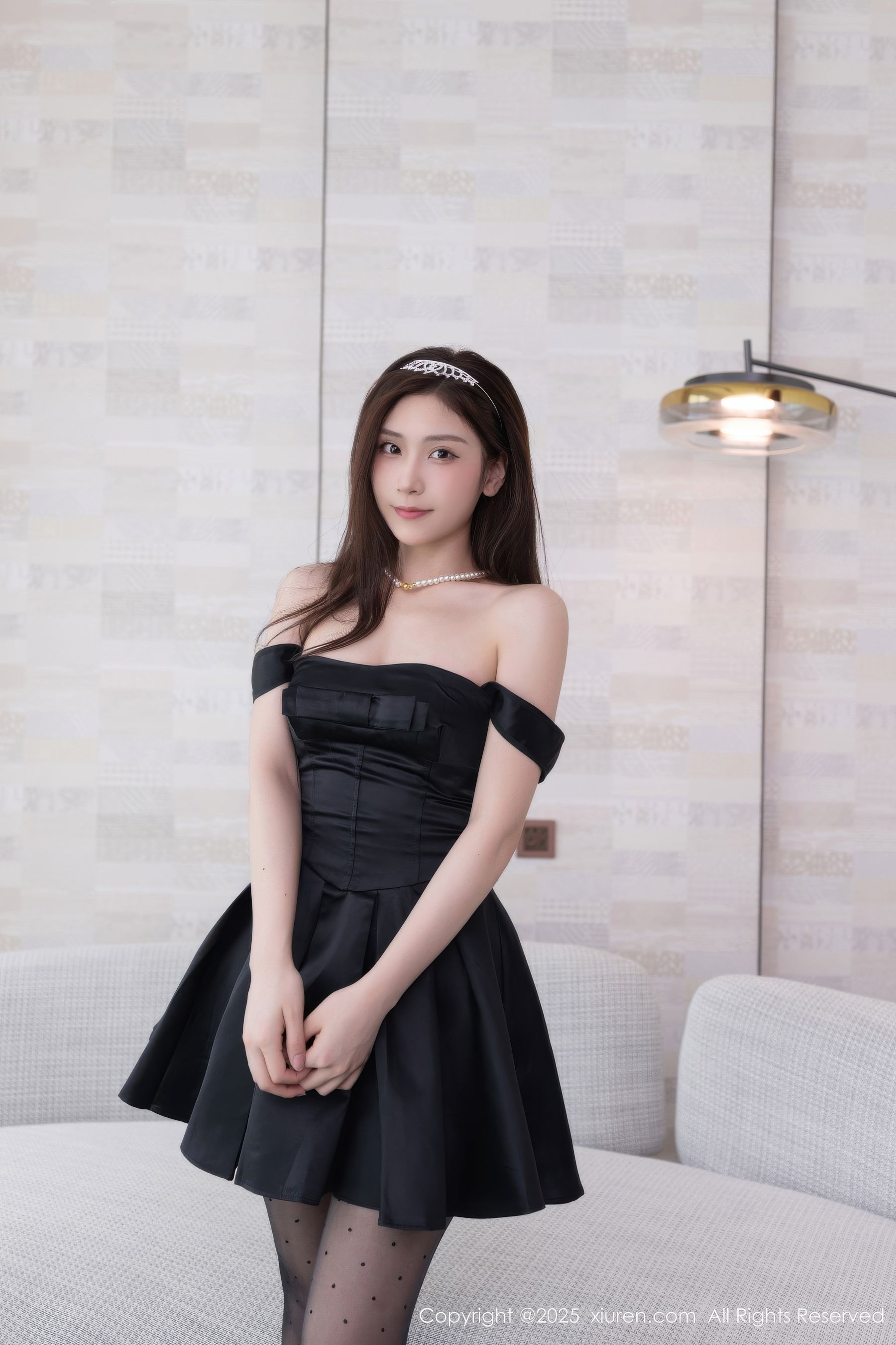 [秀人XiuRen] 2025.10.16 No.10878 刘婷婷/(71P)