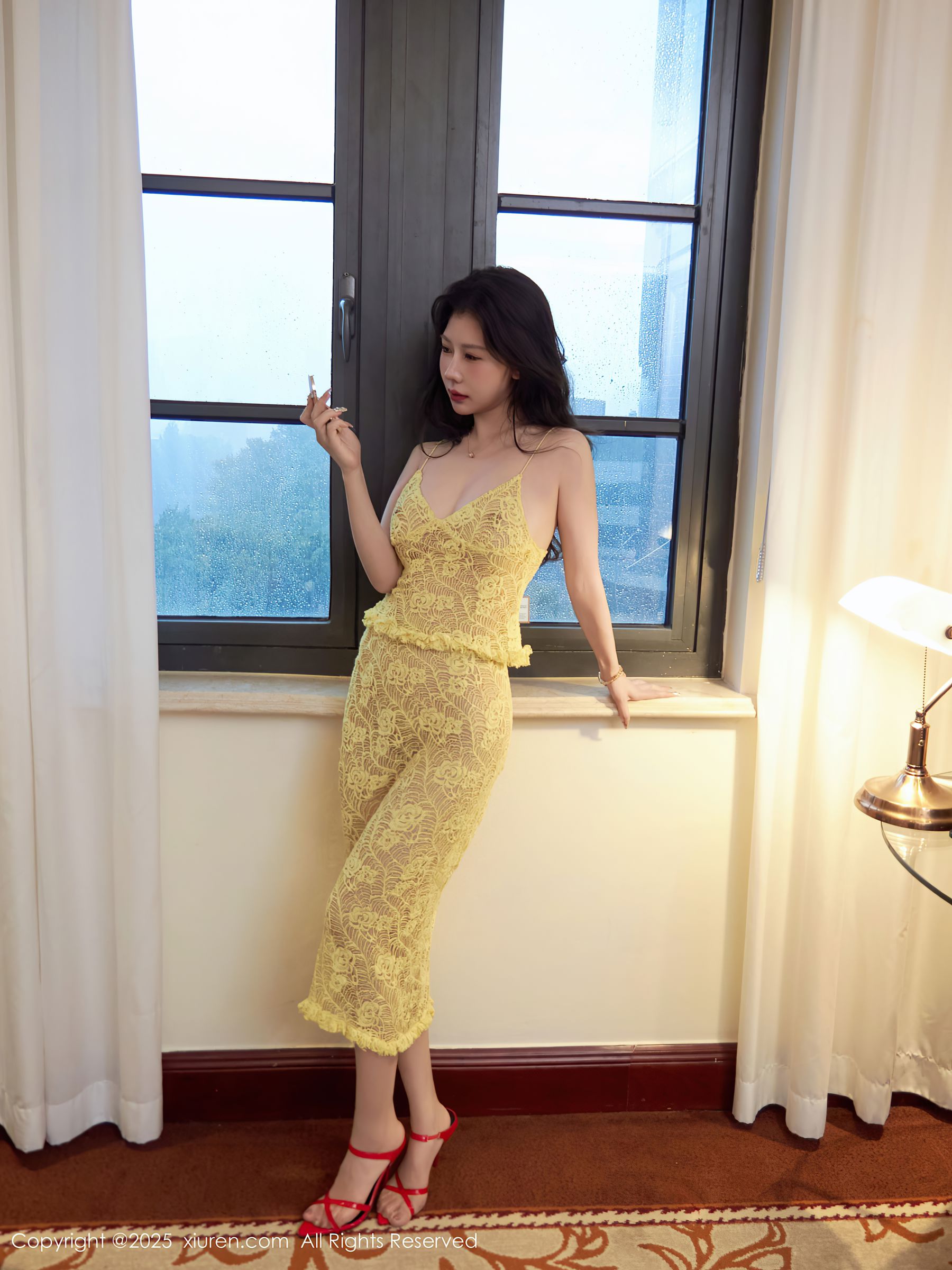 [秀人XiuRen] 2025.10.16 No.10879 尹甜甜sunny/(82P)