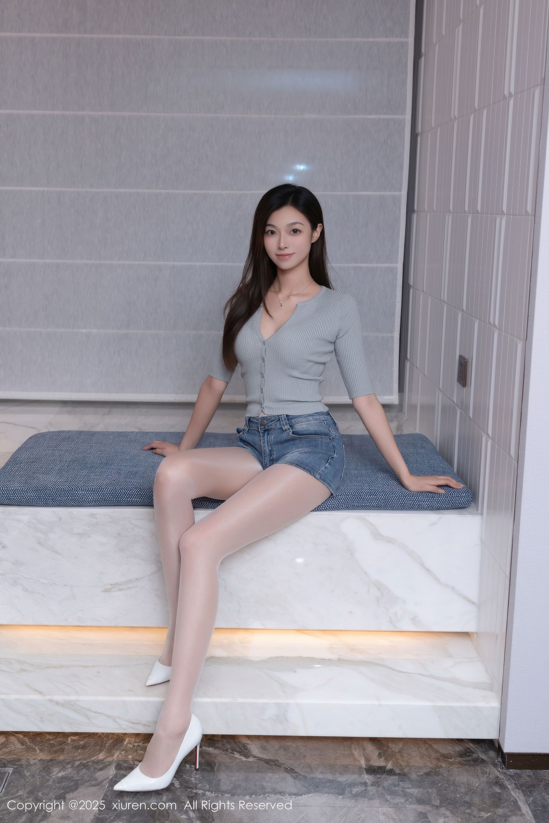 [秀人XiuRen] 2025.10.17 No.10881 kiki柚柚/(80P)