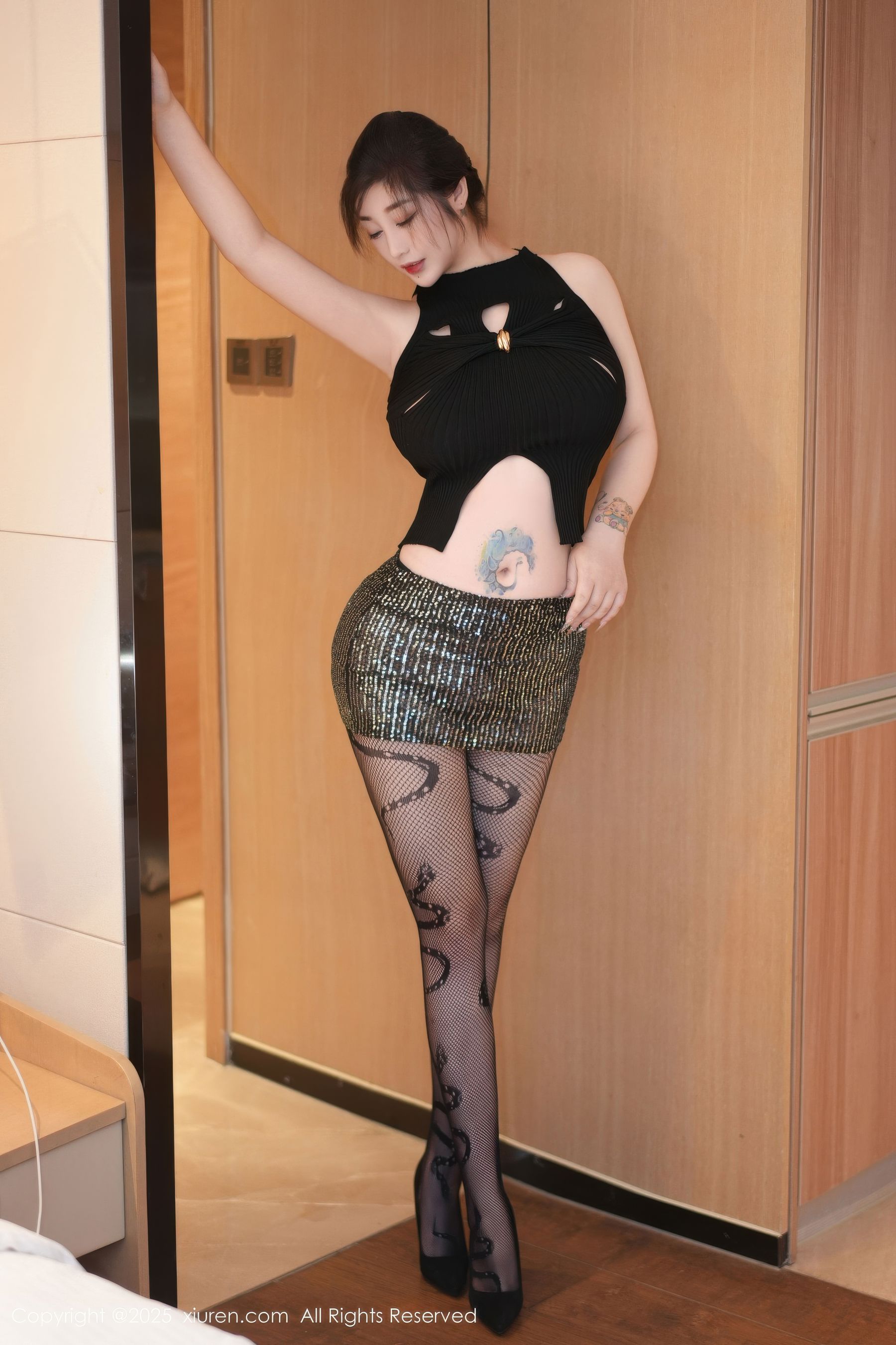 [秀人XiuRen] 2025.10.17 No.10883 妲己_Toxic/(43P)