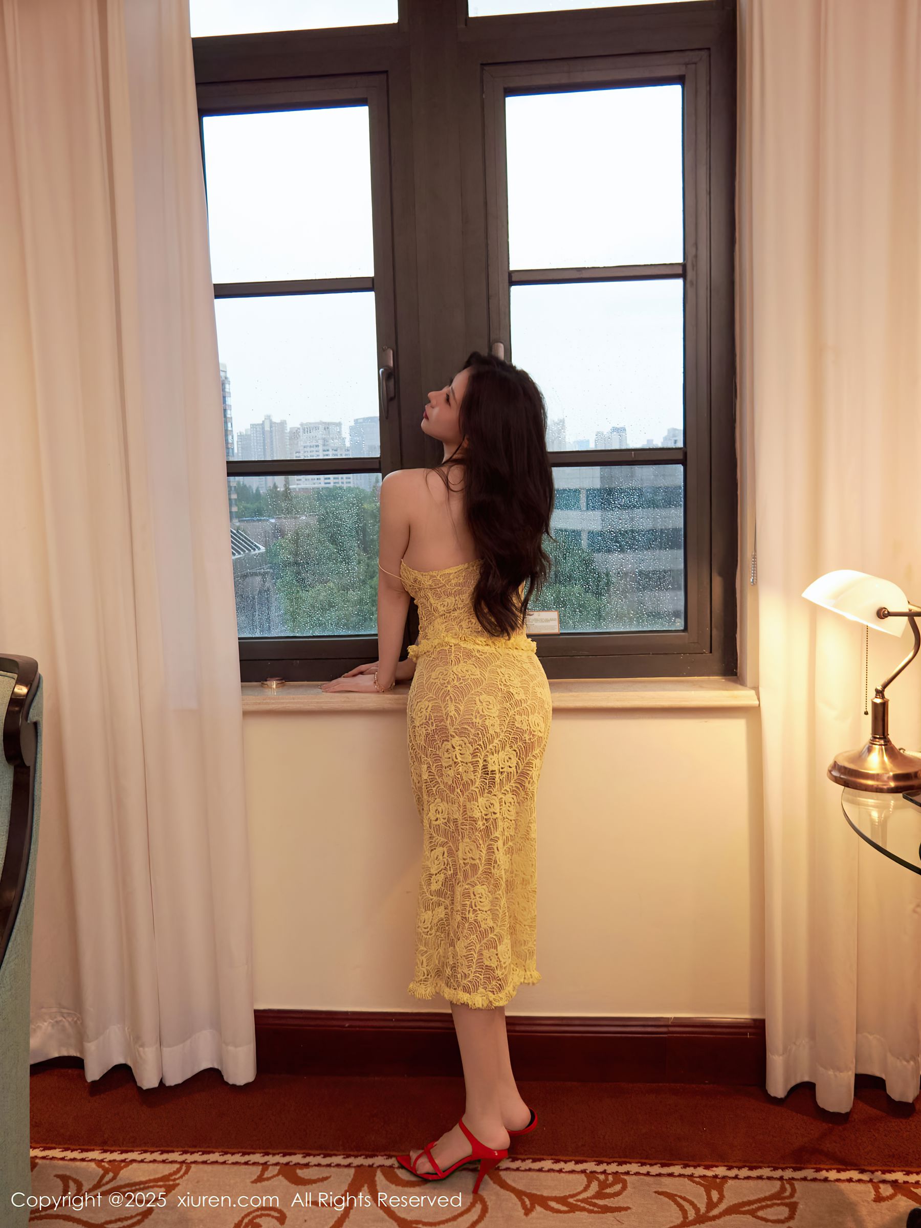 [秀人XiuRen] 2025.10.16 No.10879 尹甜甜sunny/(82P)