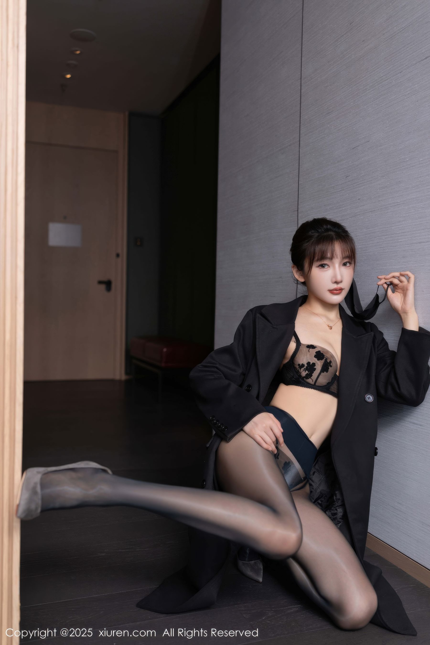 [秀人XiuRen] 2025.10.16 No.10880 陆萱萱/(77P)