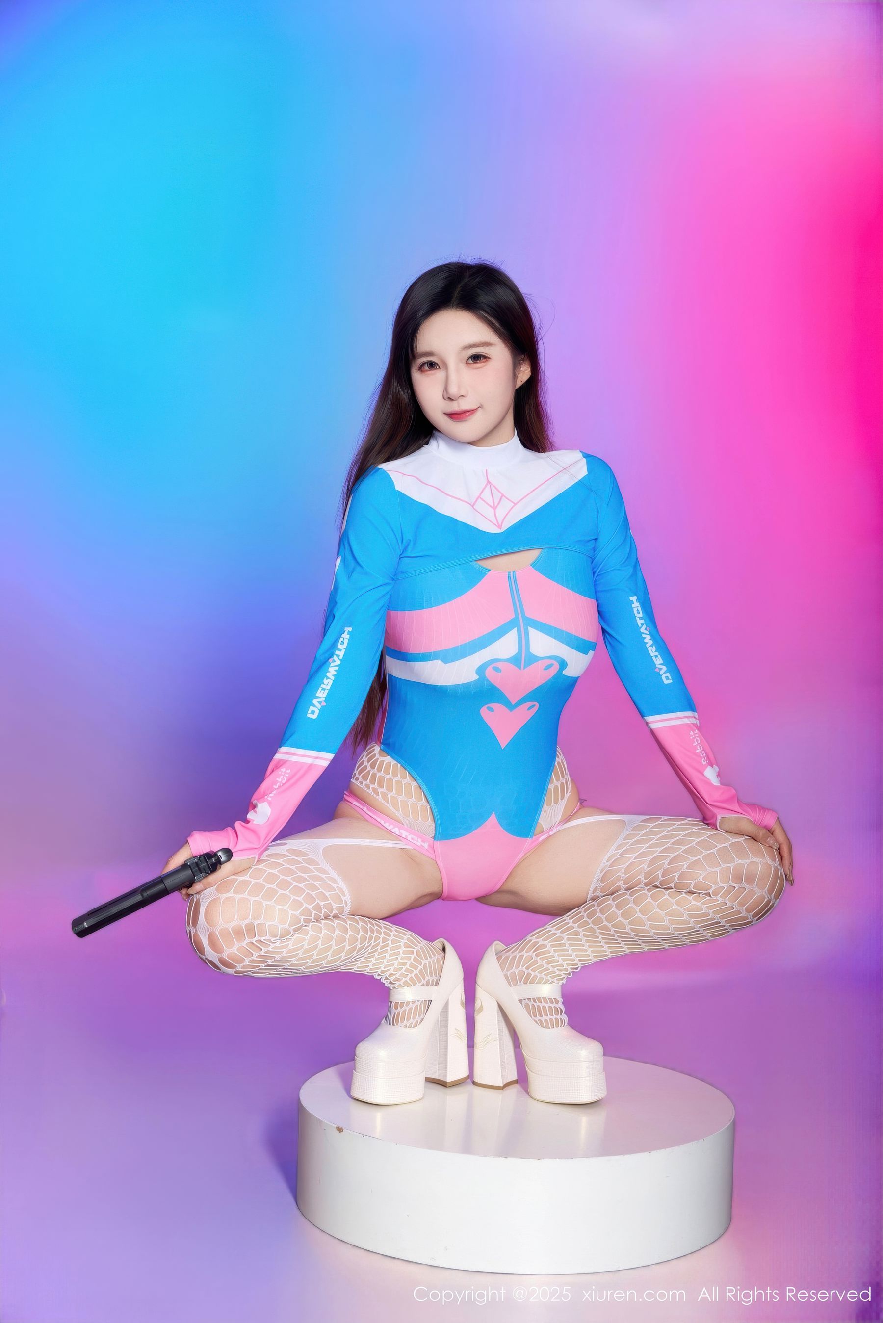 [秀人XiuRen] 2025.10.17 No.10886 小肉肉咪/(62P)