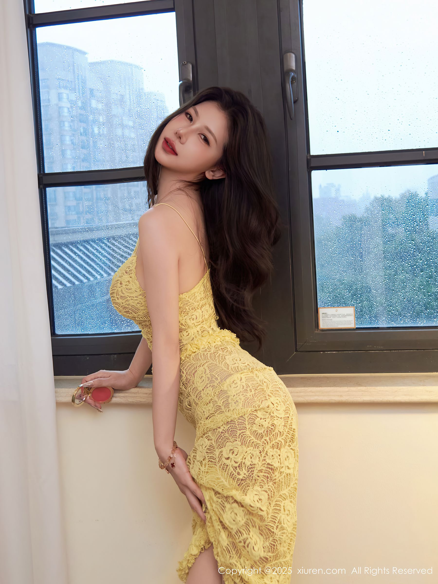 [秀人XiuRen] 2025.10.16 No.10879 尹甜甜sunny/(82P)