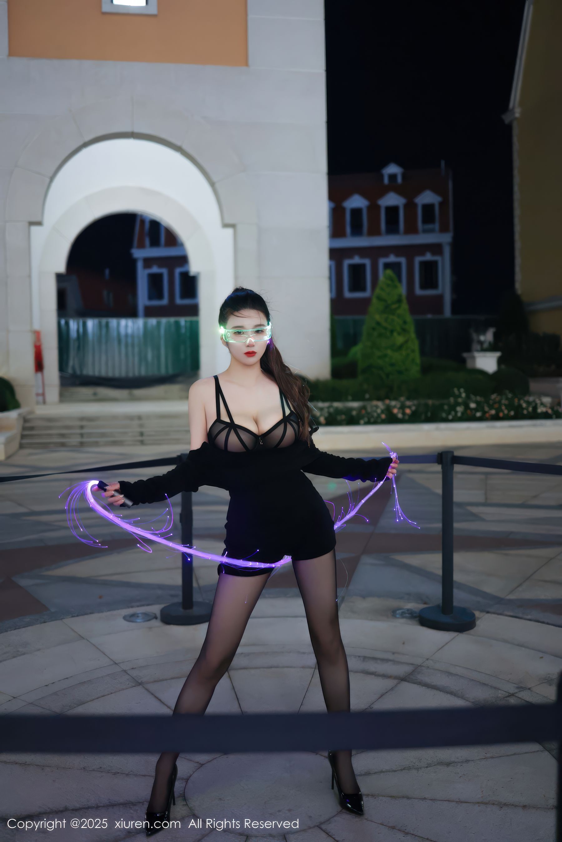 [秀人XiuRen] 2025.10.31 No.10936 小肉肉咪/(77P)