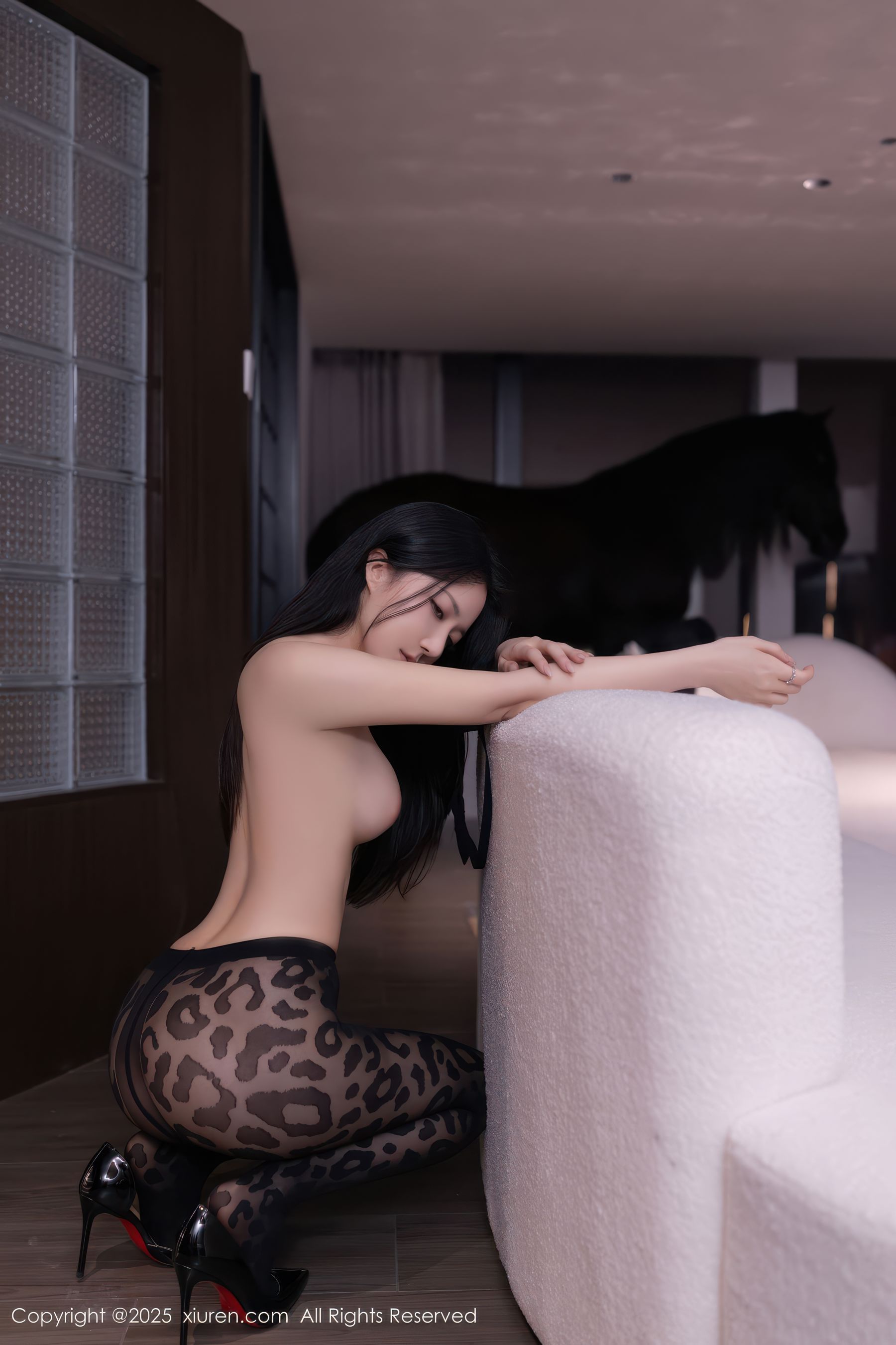 [秀人XiuRen] 2025.10.31 No.10938 鱼子酱Fish/(75P)