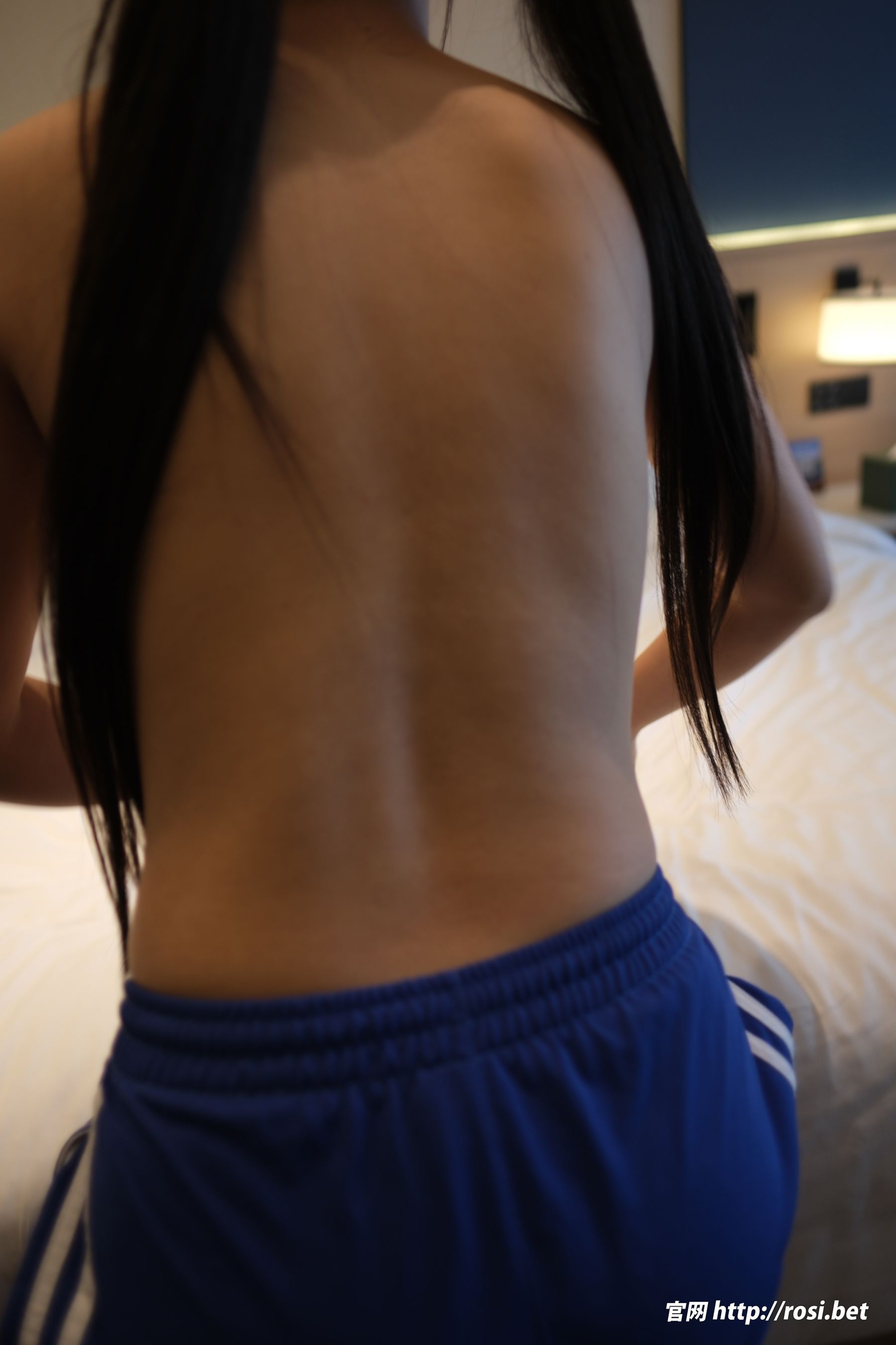 [ROSI写真] 2026.01.07 NO.5147/(140P)