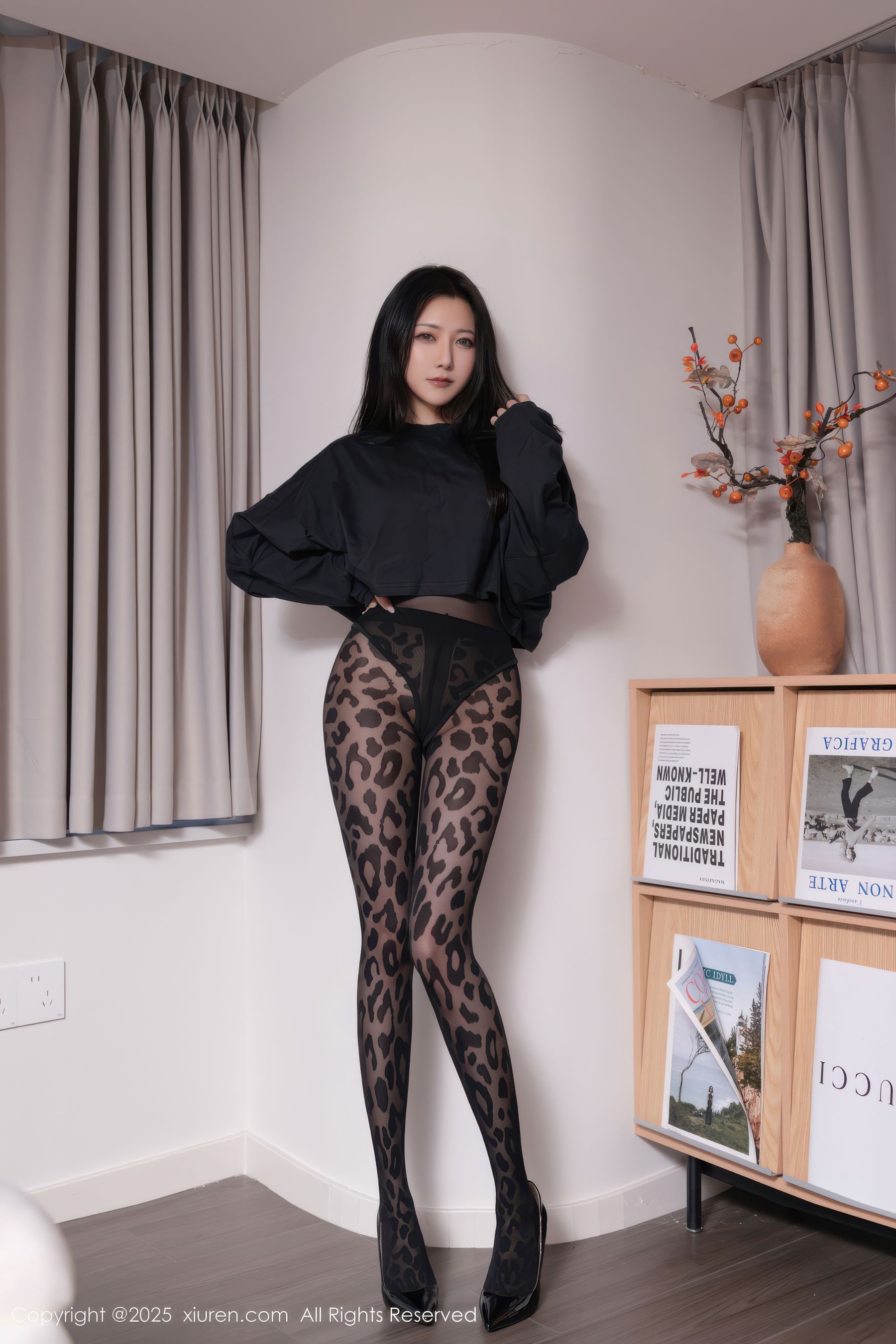 [秀人XiuRen] 2025.10.31 No.10938 鱼子酱Fish/(75P)