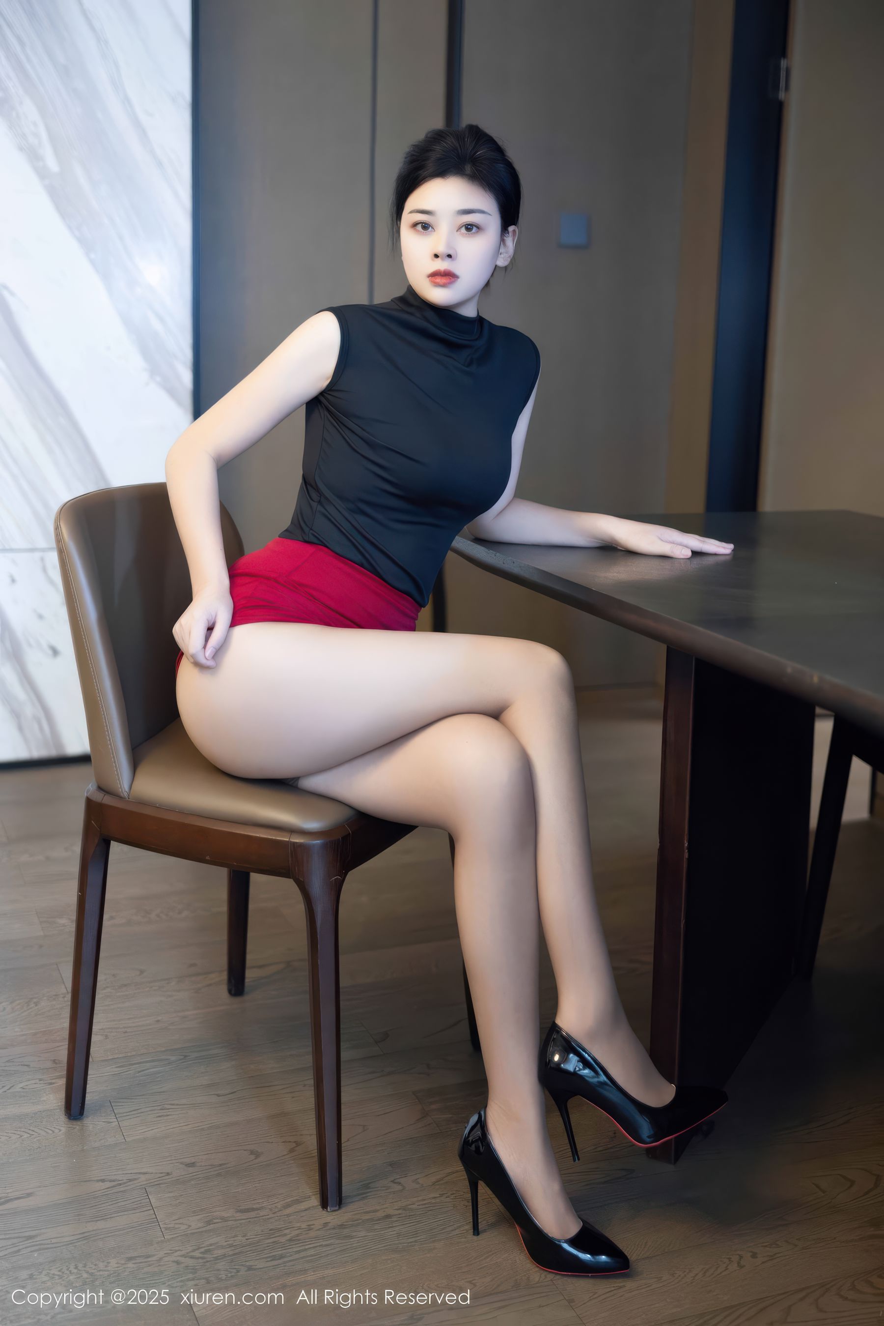 [秀人XiuRen] 2025.11.05 No.10948 徐清妍/(80P)