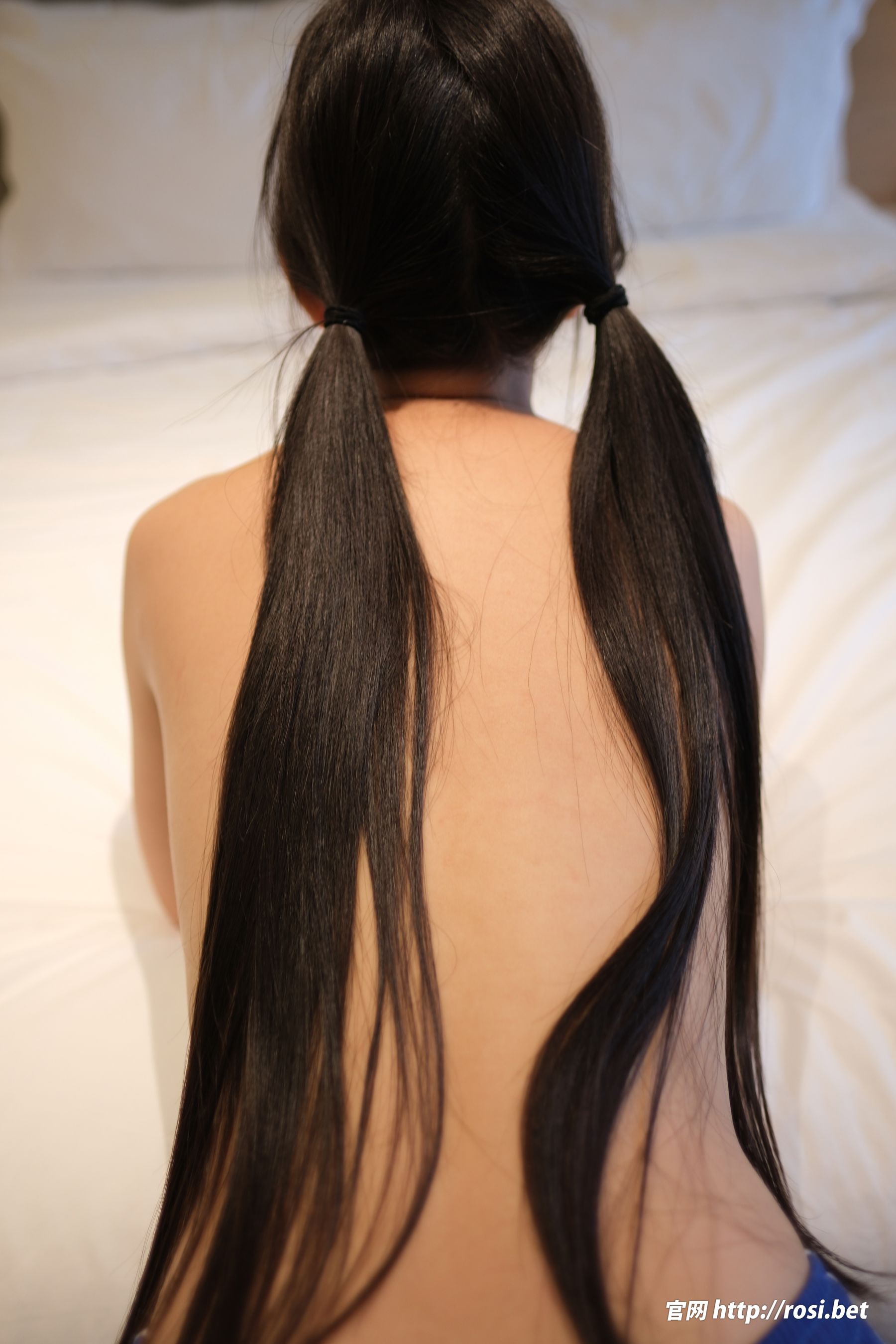 [ROSI写真] 2026.01.07 NO.5147/(140P)