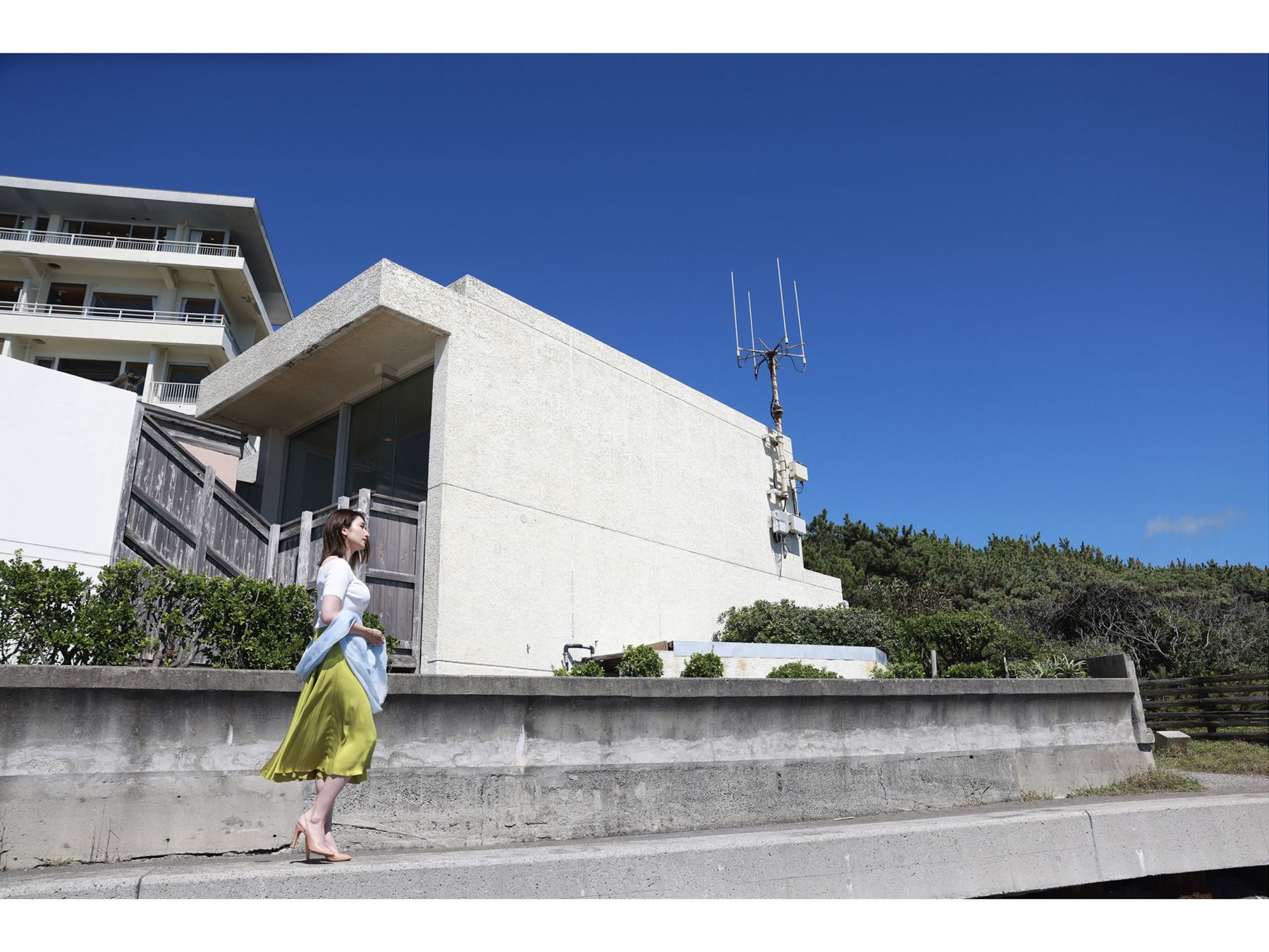 木村玲衣 - 眼鏡の奥の魔性/(29P)