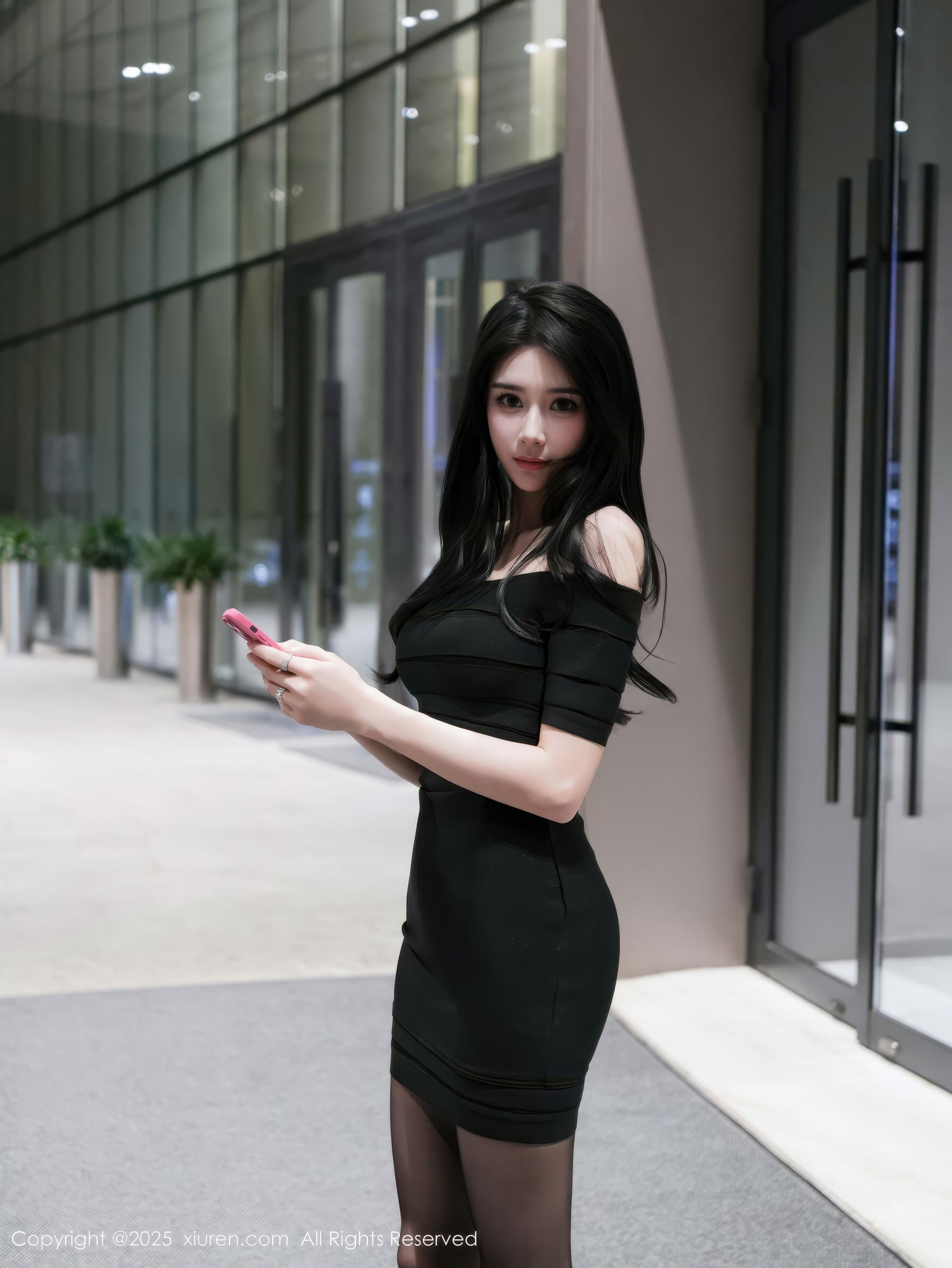 [秀人XiuRen] 2025.11.04 No.10942 椰汁糯米姬/(53P)