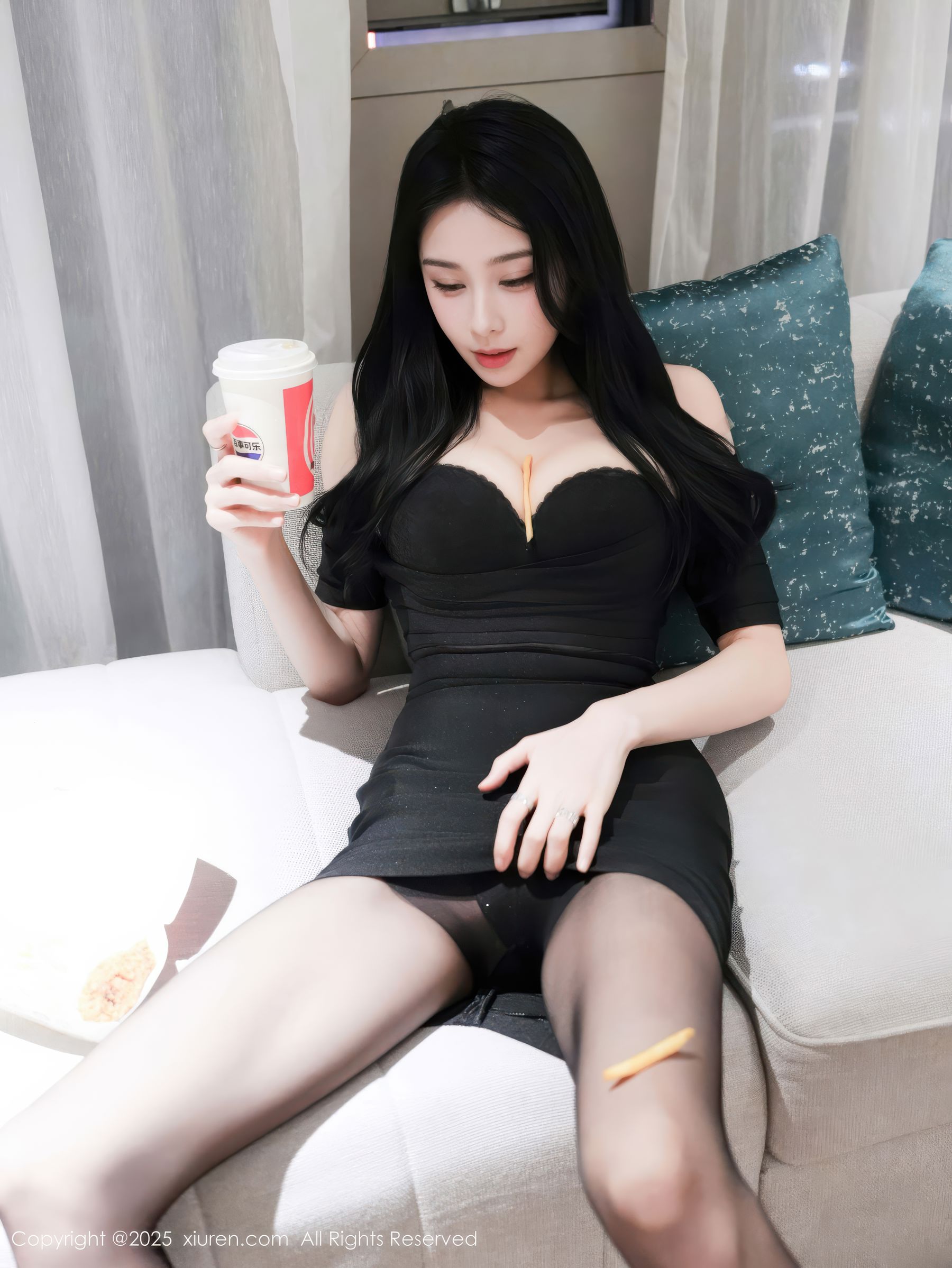 [秀人XiuRen] 2025.11.04 No.10942 椰汁糯米姬/(53P)