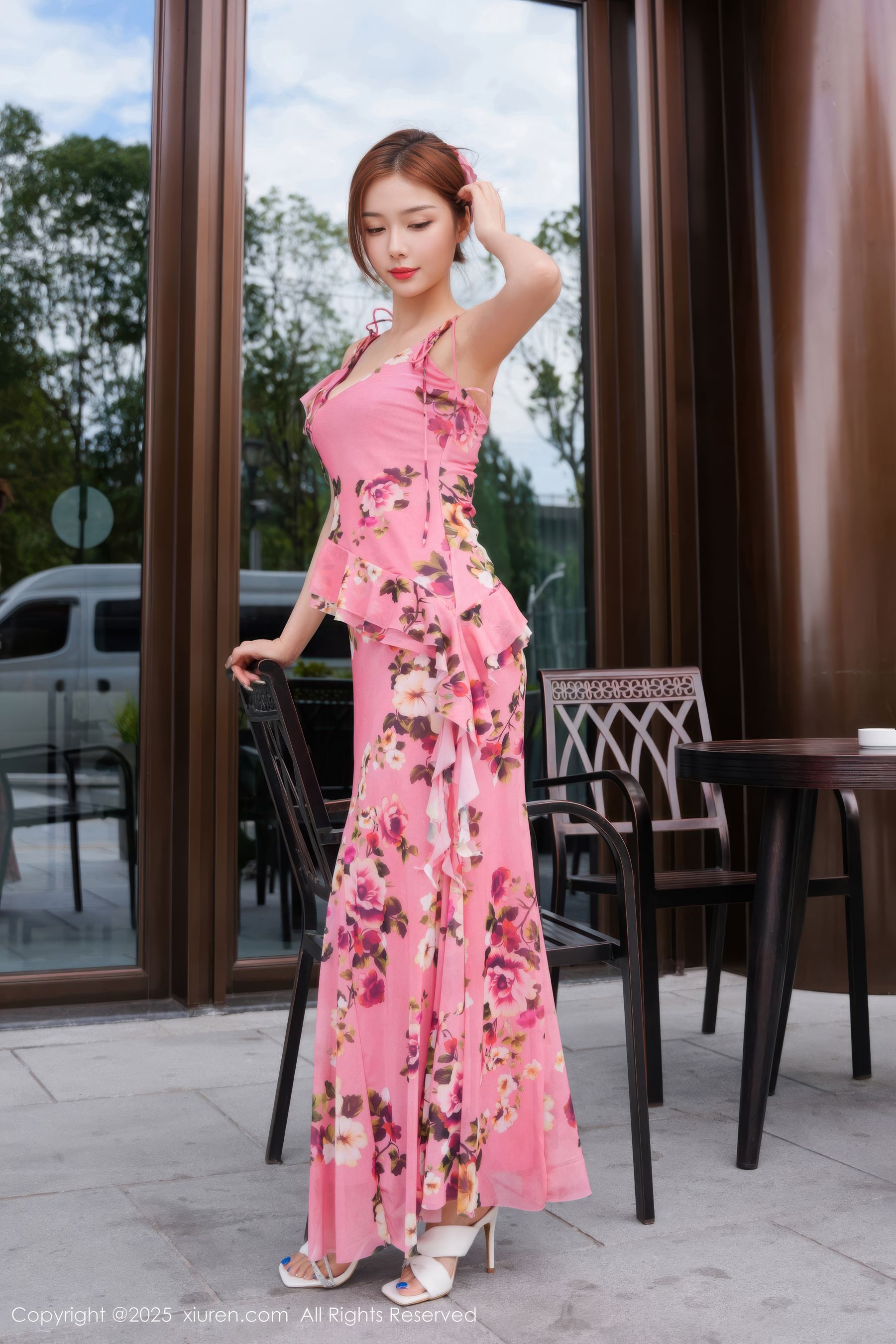 [秀人XiuRen] 2025.11.06 No.10954 白芷yy/(60P)