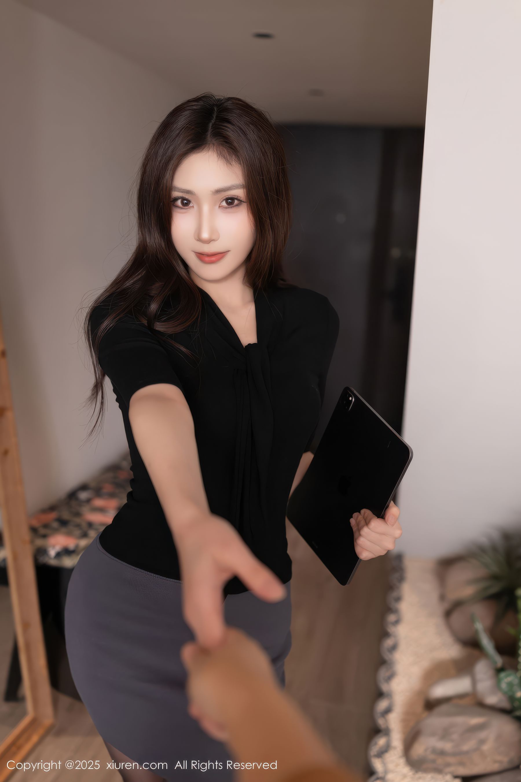 [秀人XiuRen] 2025.10.30 No.10930 刘婷婷/(77P)