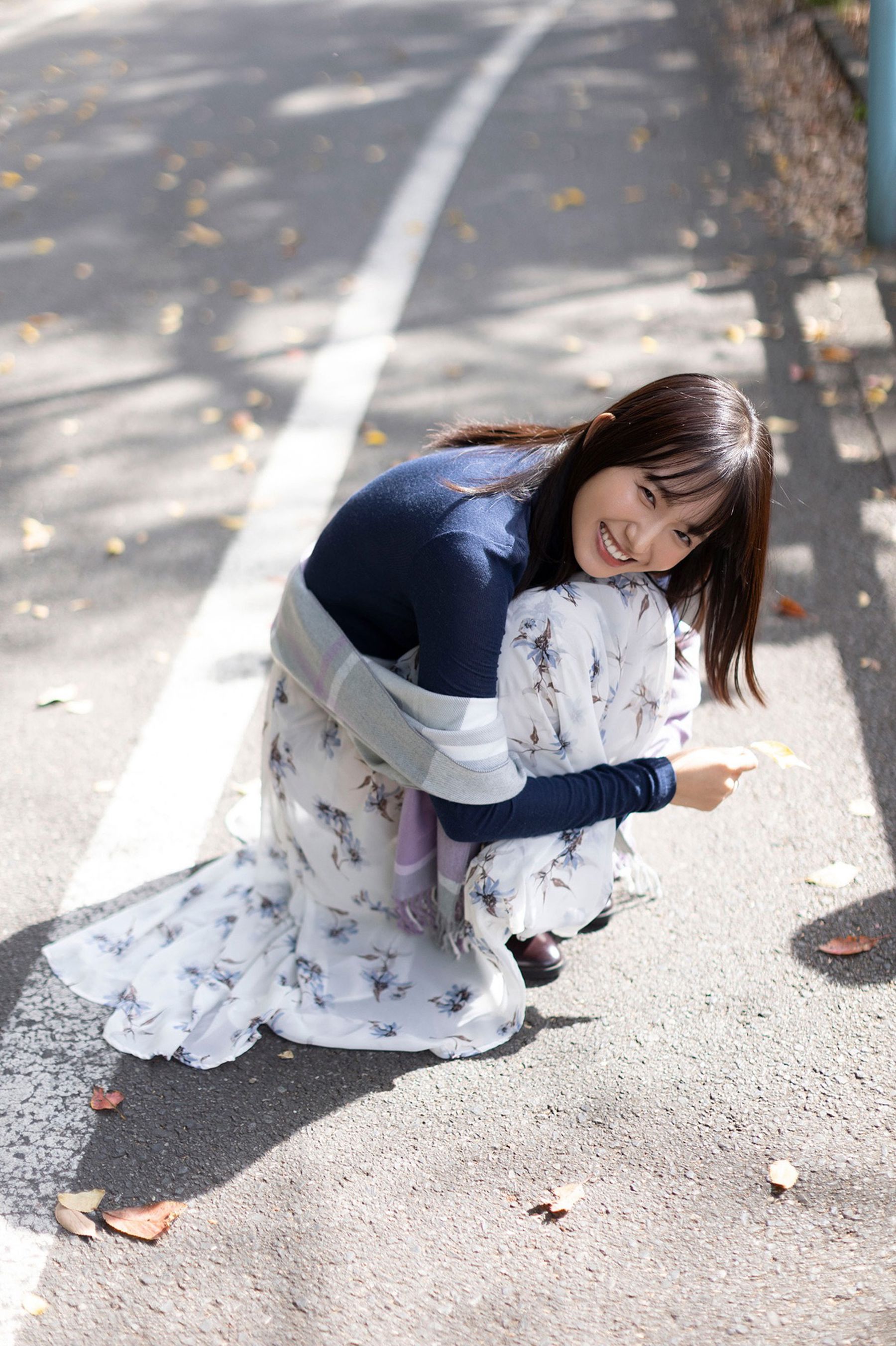 志田音々 - 大人びたキミが眩しくて/(96P)