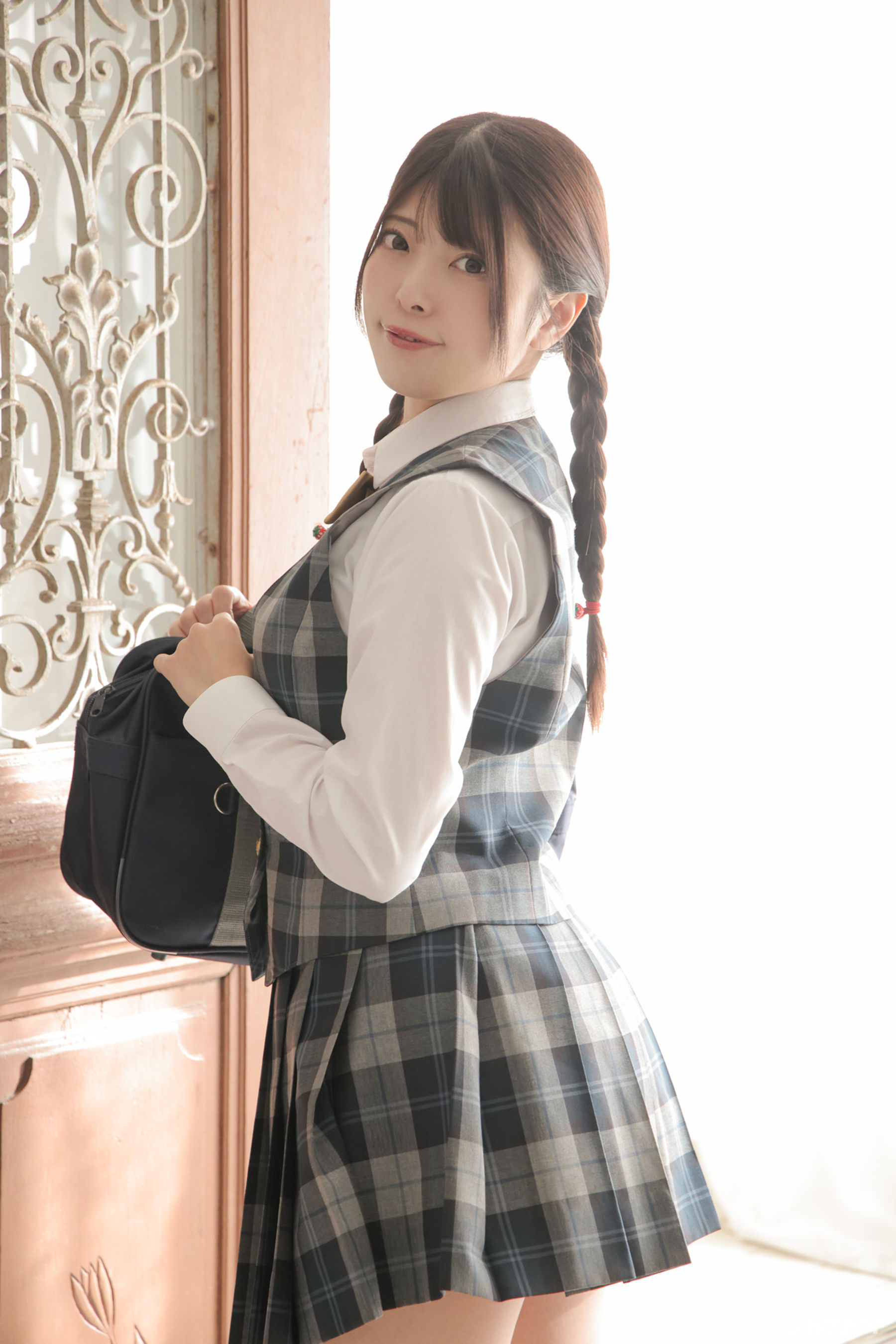 [LOVEPOP] Kishiro Niibo 新穂貴城 Photoset 04/(97P)