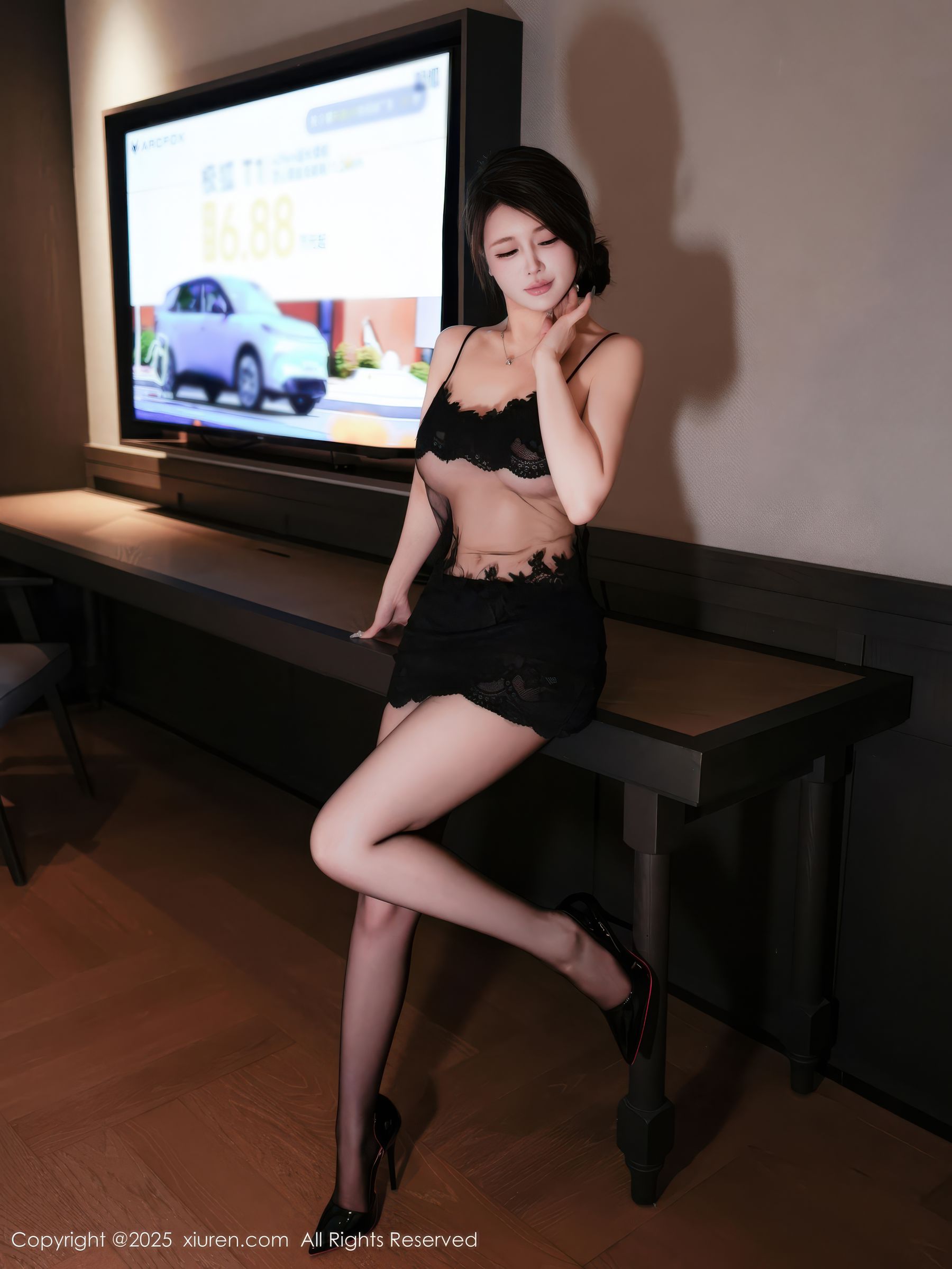 [秀人XiuRen] 2025.10.30 No.10929 甜妮/(70P)