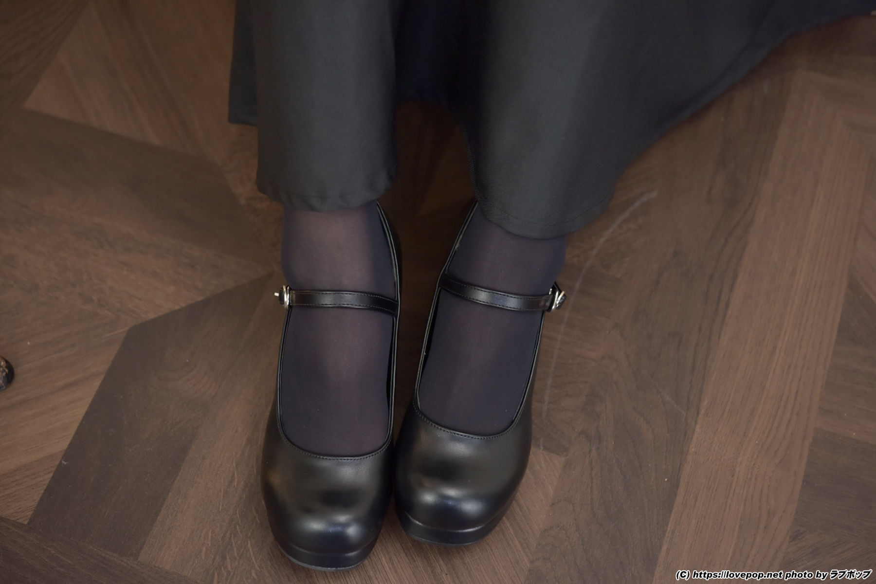 [LOVEPOP] Moeka Sasaki 佐々木萌香 Photoset 17/(98P)