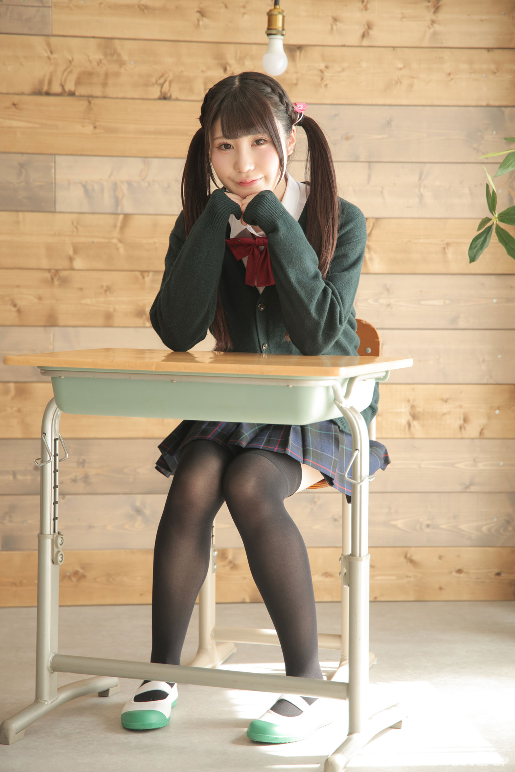 [LOVEPOP] Meru Momose 桃瀬める Photoset 01/(78P)