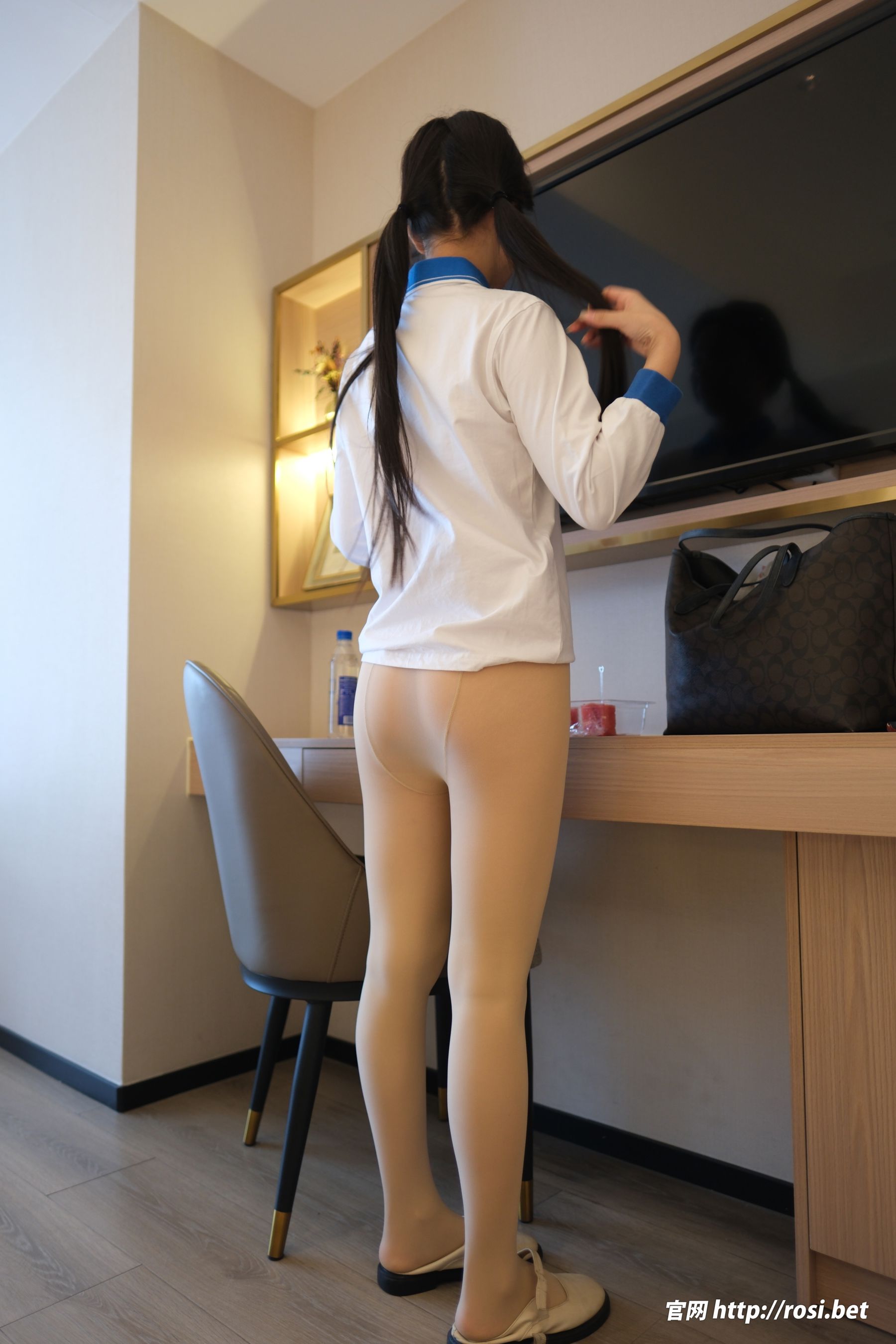 [ROSI写真] 2026.01.16 NO.5156/(129P)