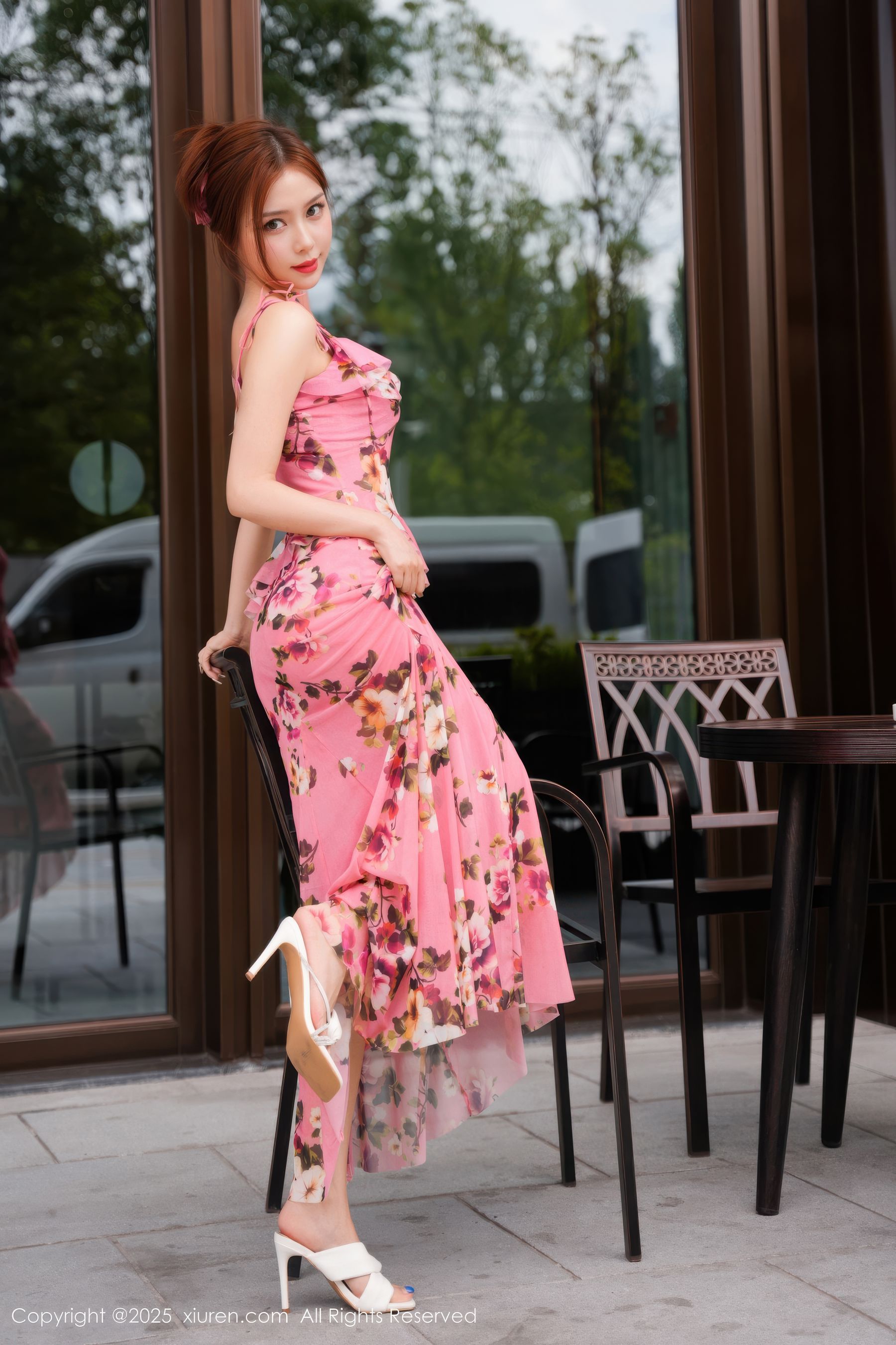 [秀人XiuRen] 2025.11.06 No.10954 白芷yy/(60P)