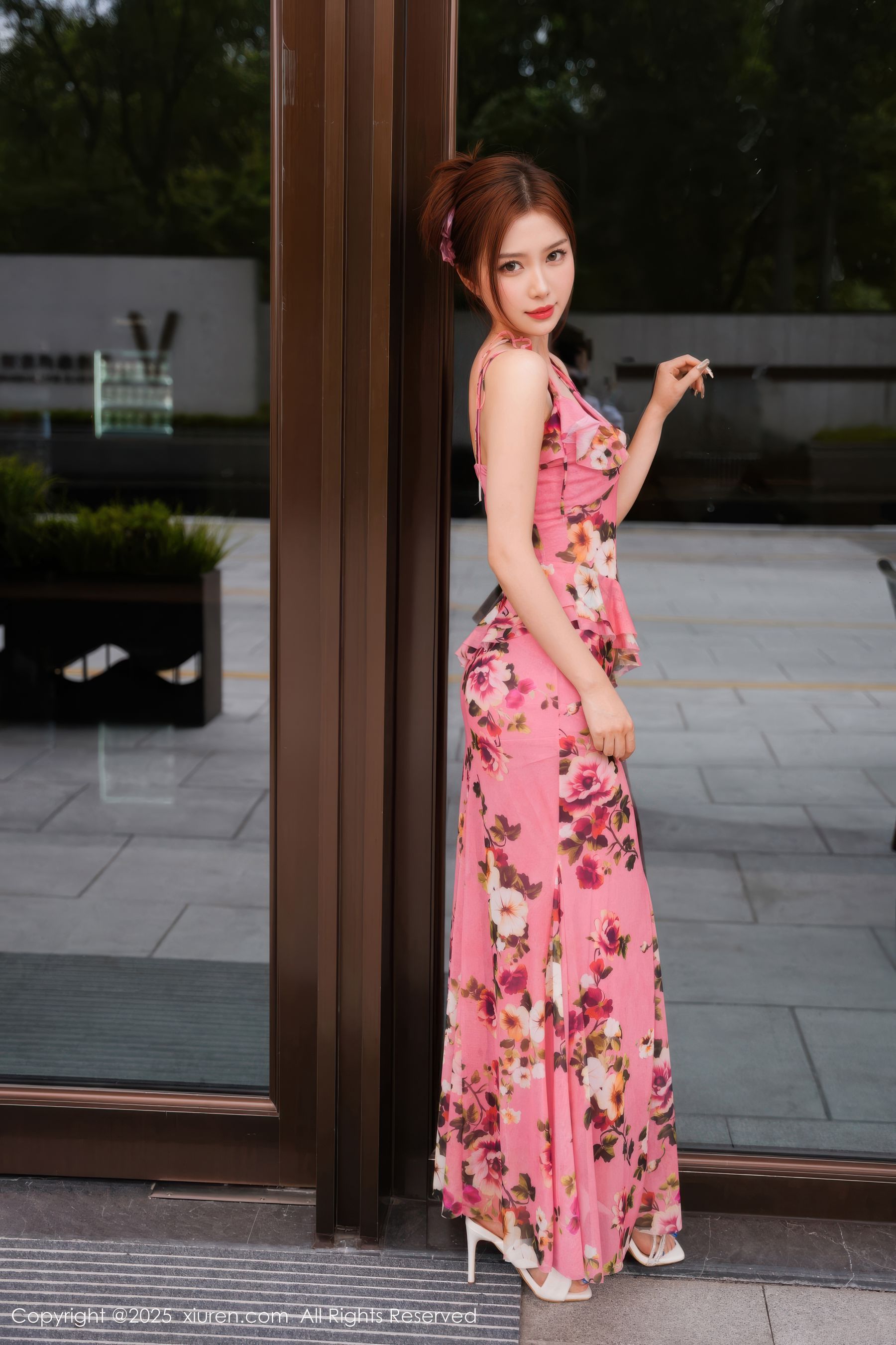 [秀人XiuRen] 2025.11.06 No.10954 白芷yy/(60P)