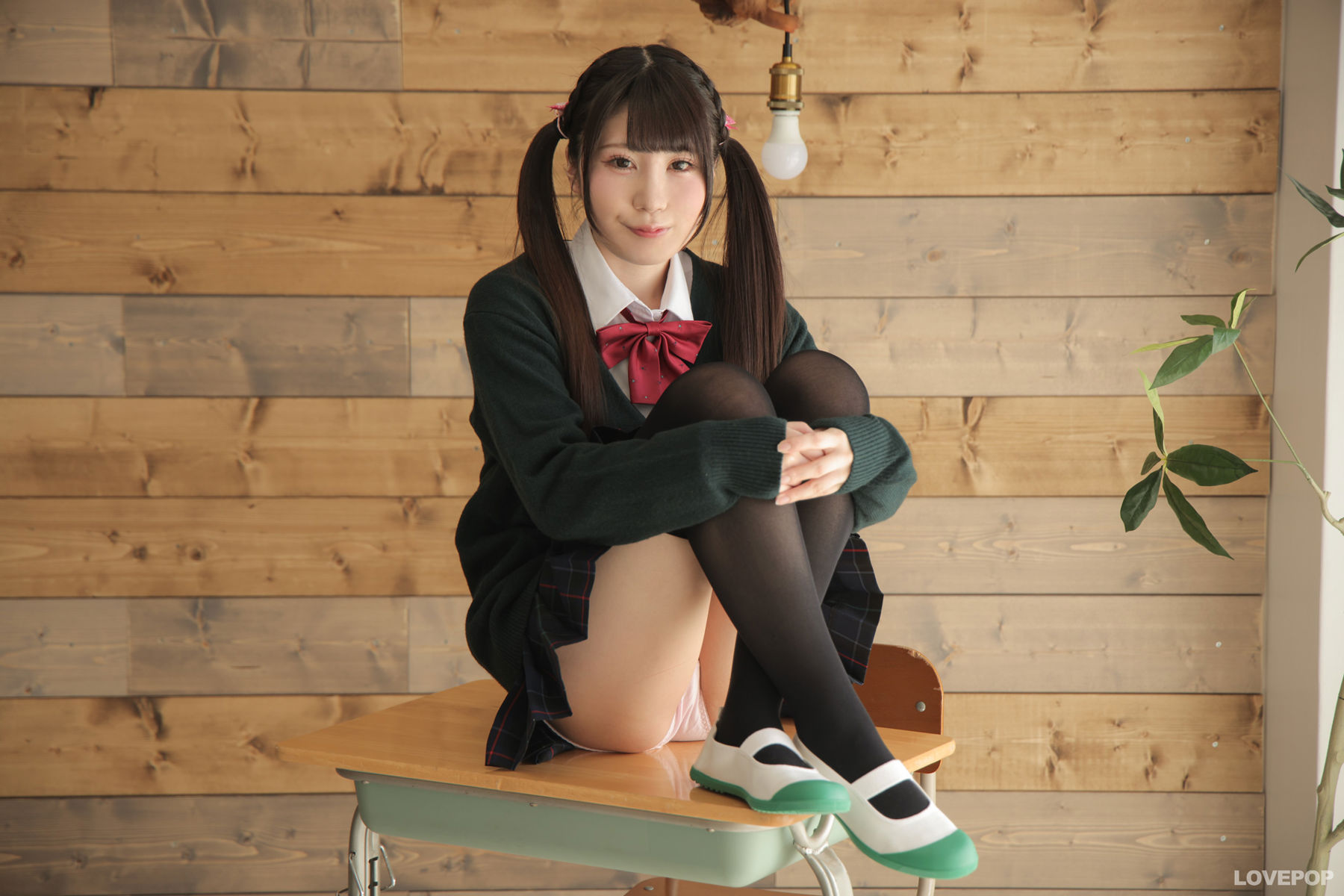 [LOVEPOP] Meru Momose 桃瀬める Photoset 01/(78P)