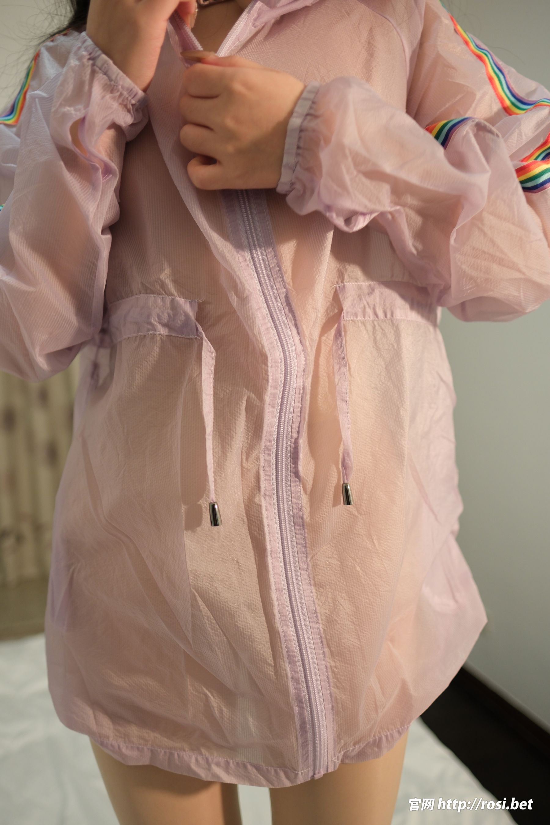 [ROSI写真] 2025.12.27 NO.5136/(56P)