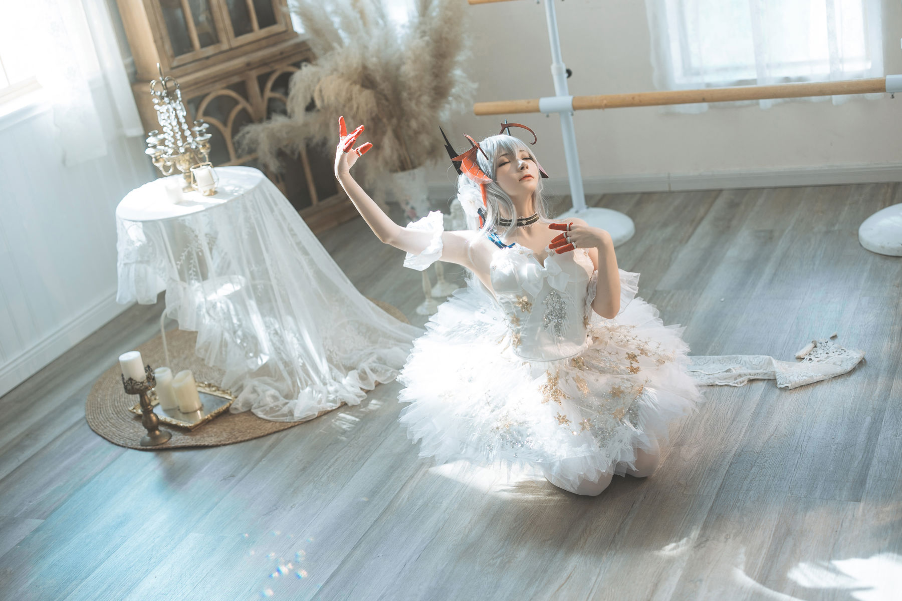 是三不是世w - 明日方舟 W 芭蕾/(27P)