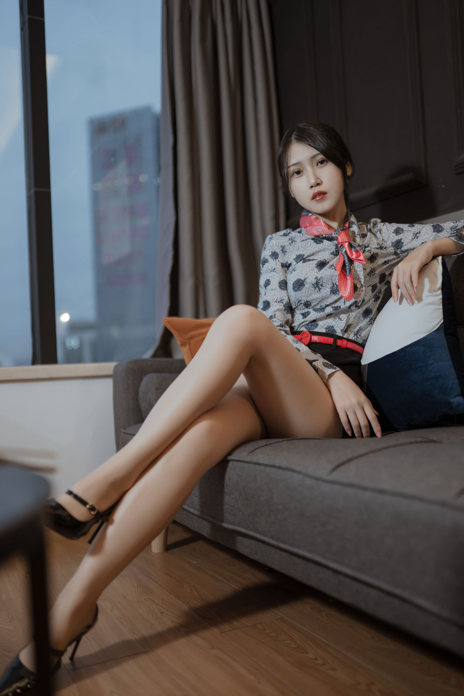 微博人气Coser 不呆猫 - 东航空姐/(66P)