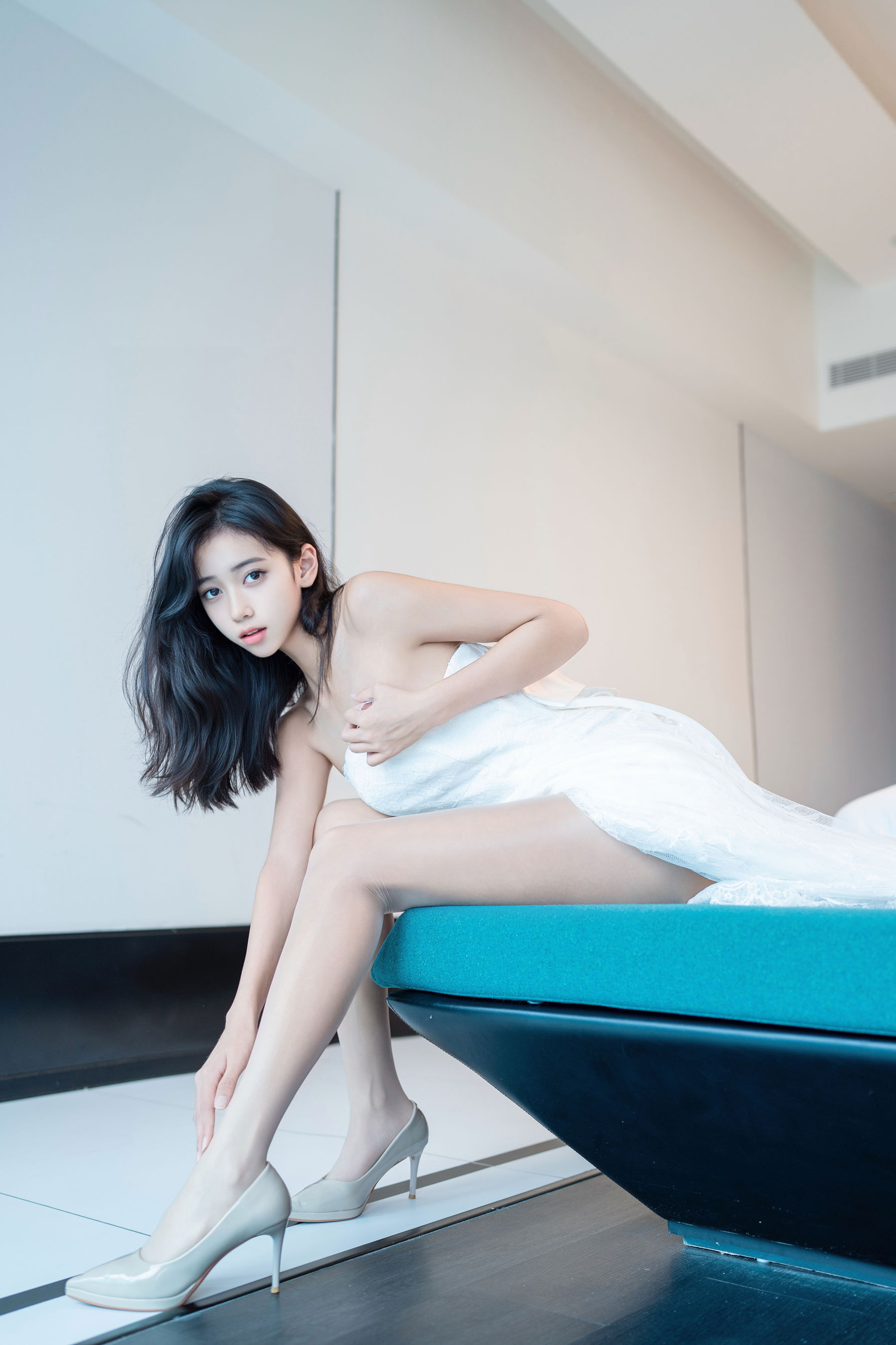 时安安 - 白色蕾丝长裙/(93P)