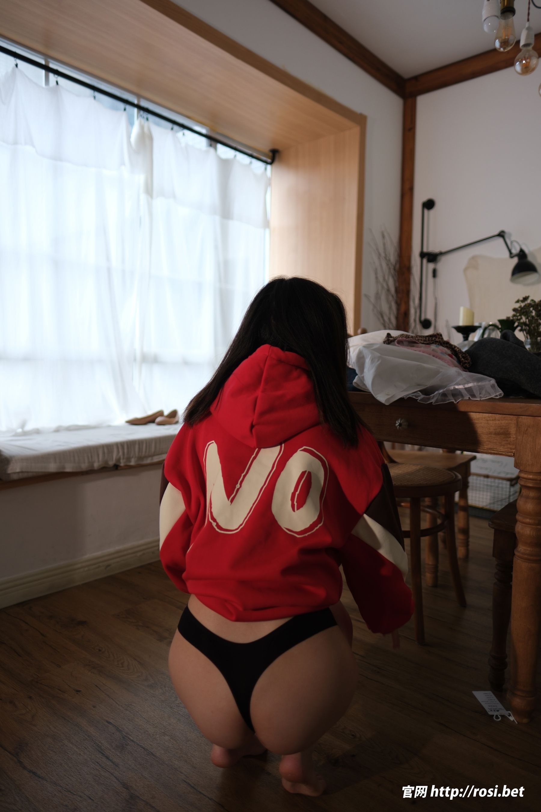 [ROSI写真] 2025.12.21 NO.5130/(106P)