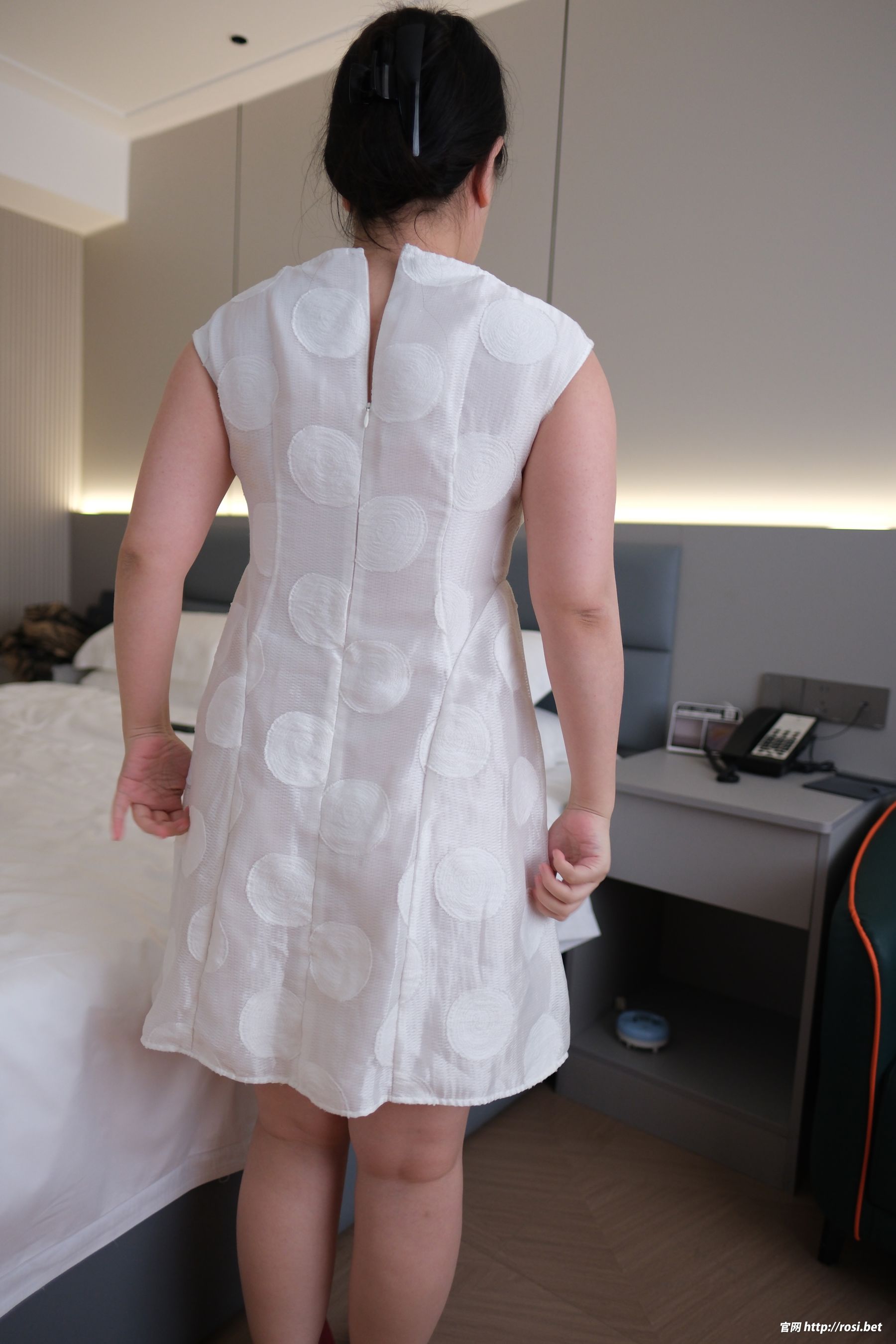 [ROSI写真] 2025.12.22 NO.5131/(91P)