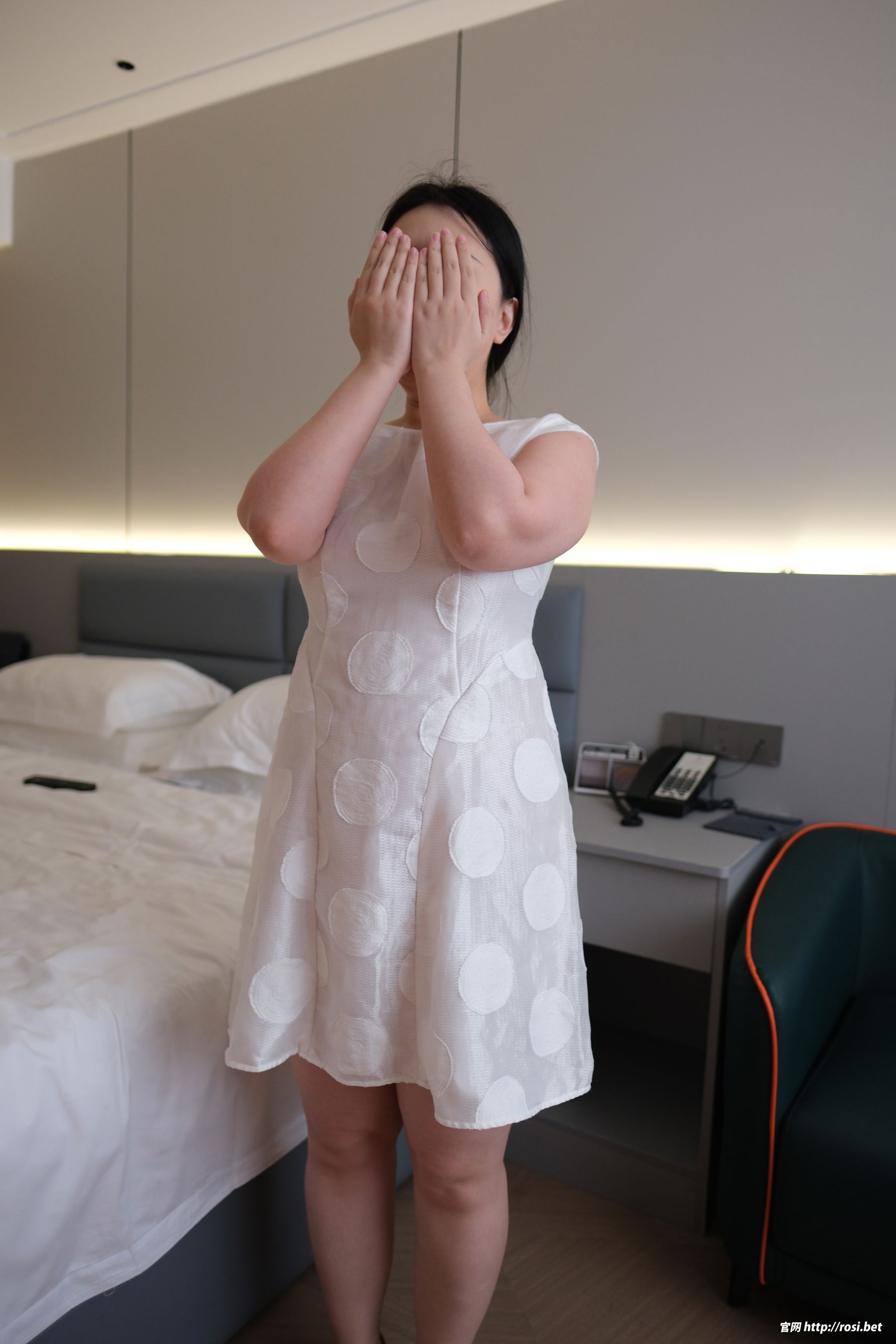 [ROSI写真] 2025.12.22 NO.5131/(91P)