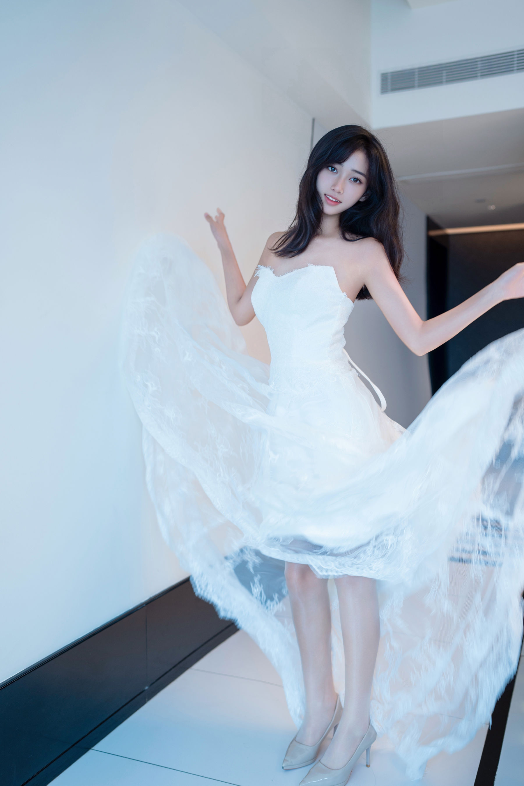 时安安 - 白色蕾丝长裙/(93P)