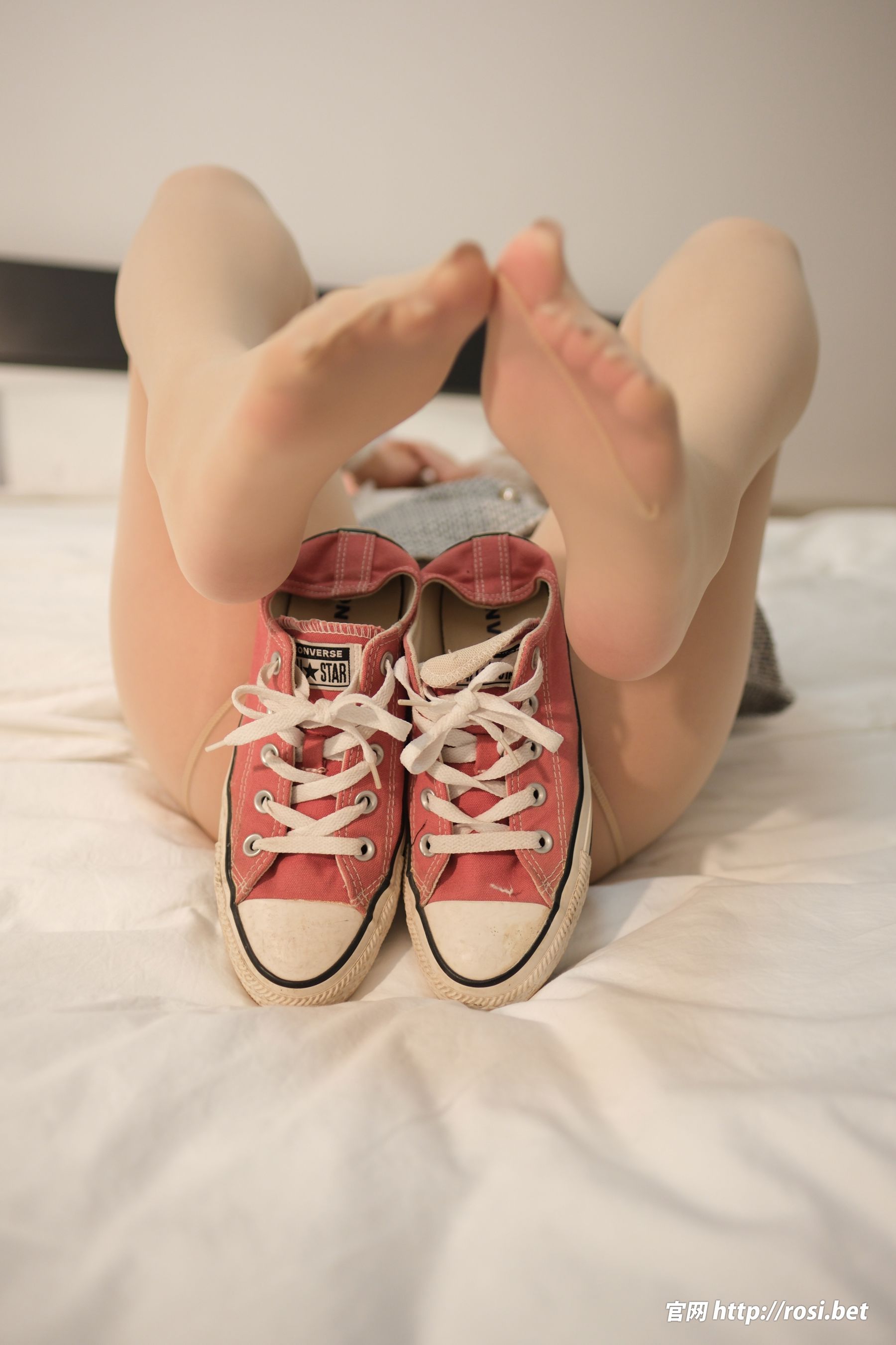 [ROSI写真] 2025.12.23 NO.5132/(66P)